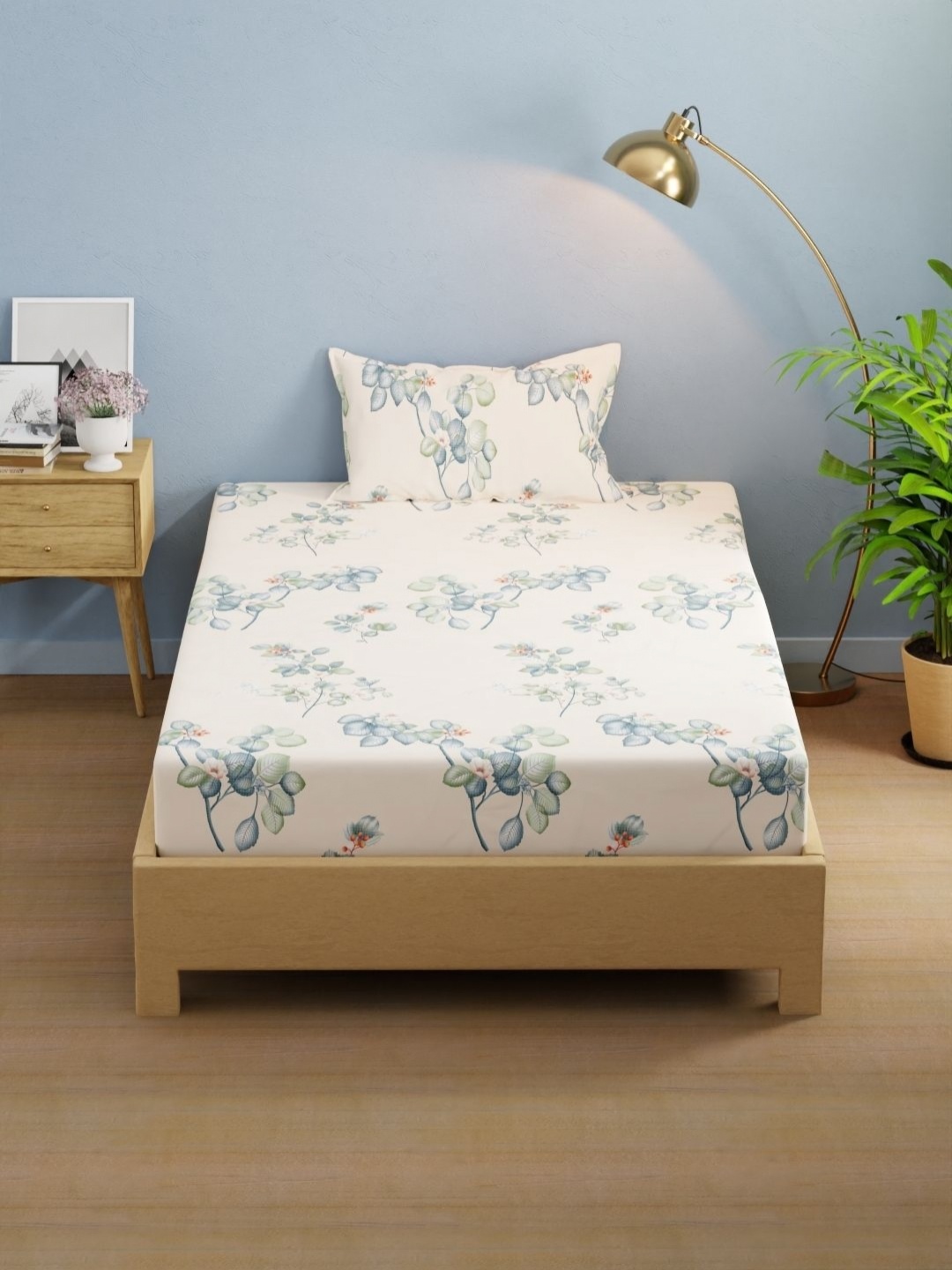 

KOPA Beige & Blue Floral 200 TC Microfiber Single Bedsheet Set 1.50 m x 2.24 m
