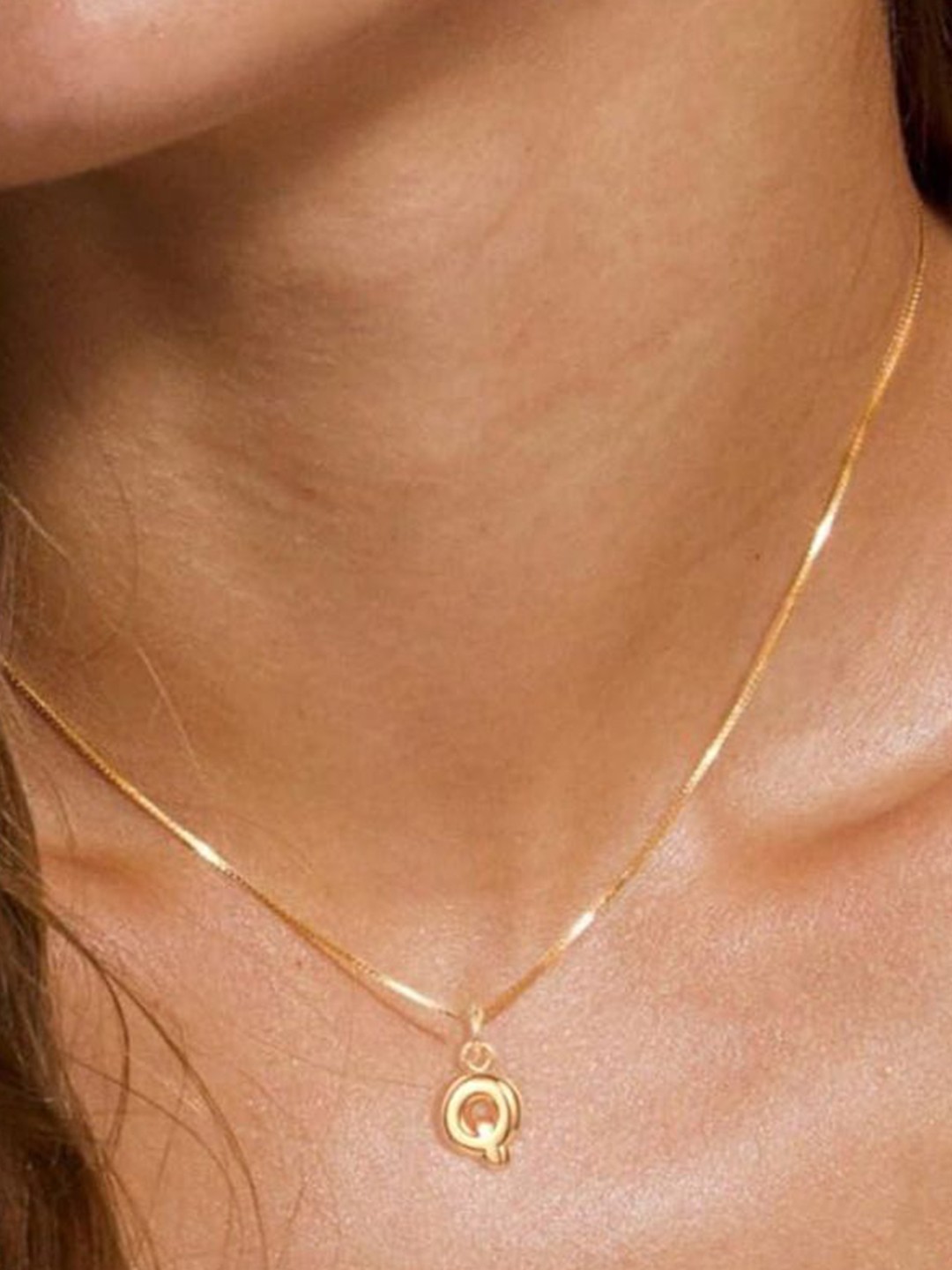 

StyleCast x Revolte Gold-Plated Pendant With Chain