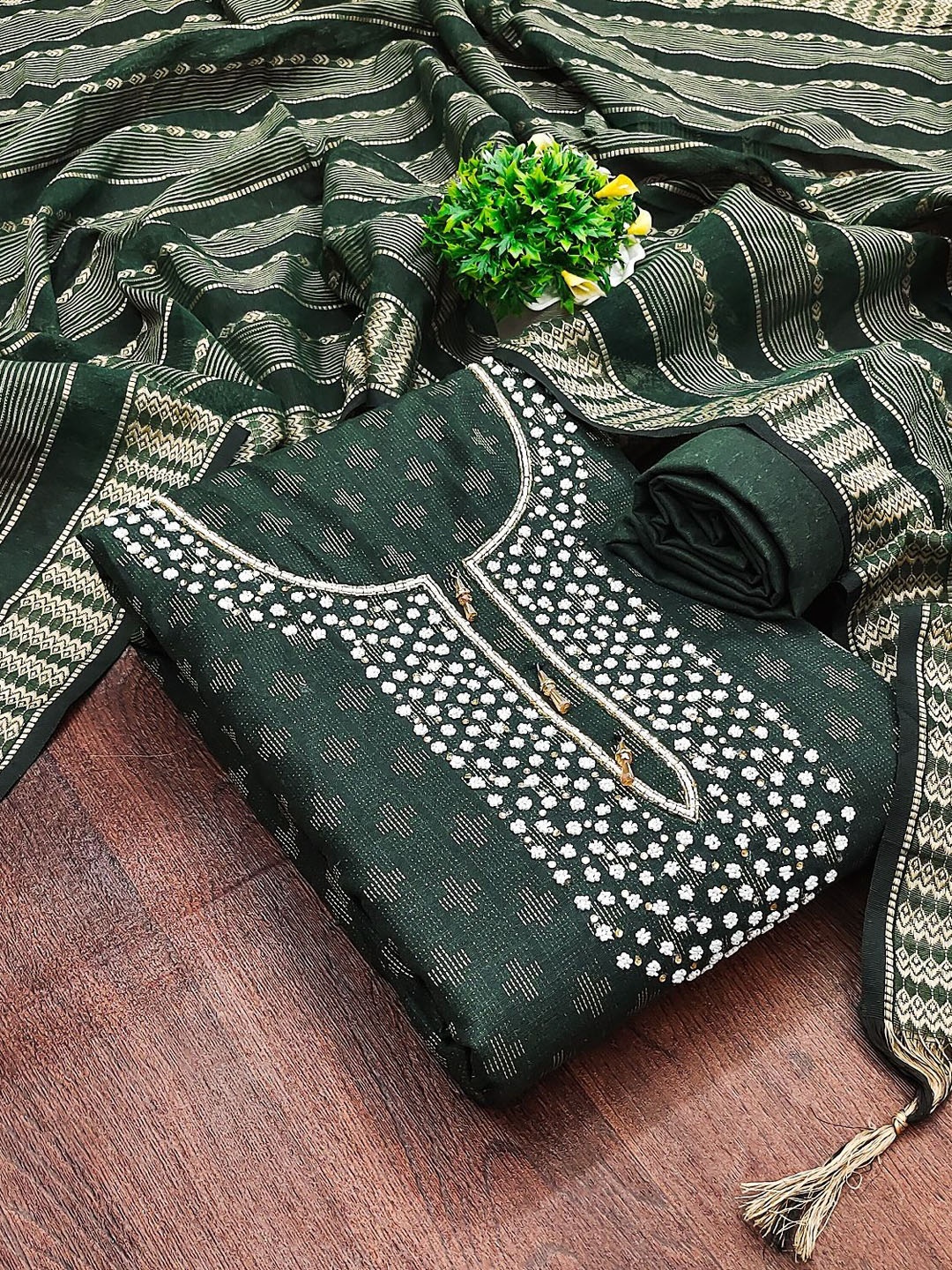 

JULEE Geometric Woven Design Unstitched Dress Material, Green