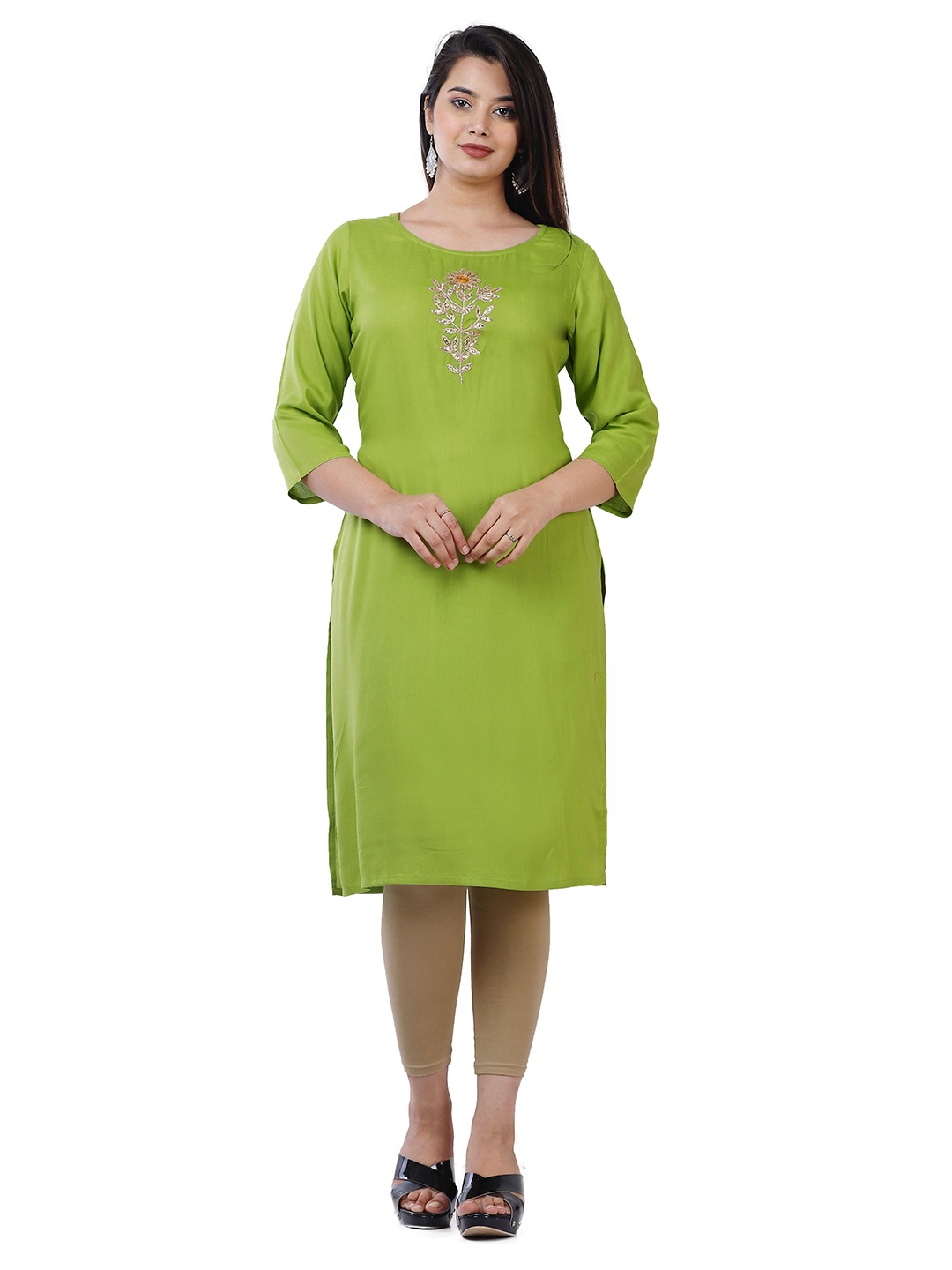 

Aarti Fashion Floral Yoke Design Thread Work Kurta, Green