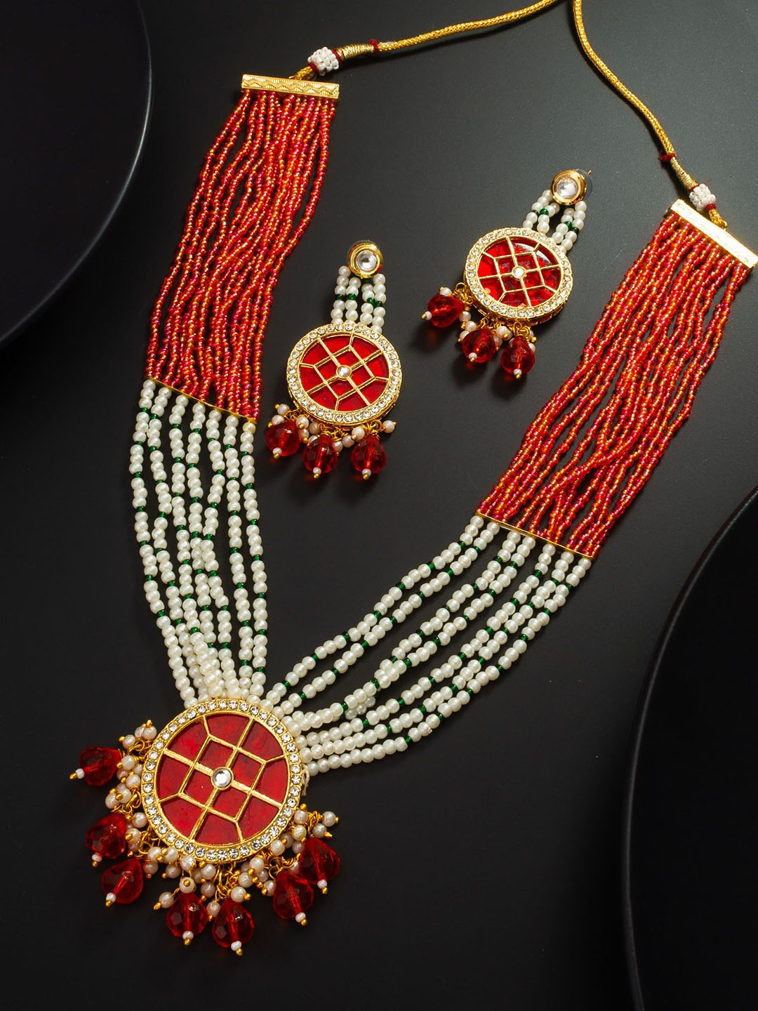 

aadita Kundan-Studded Necklace & Earrings, Red