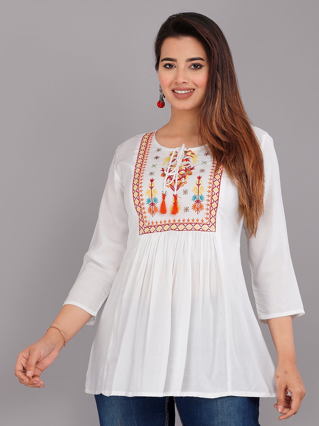 

Badthunia Fab Women Embroidered Tie-Up Neck Tunic, White