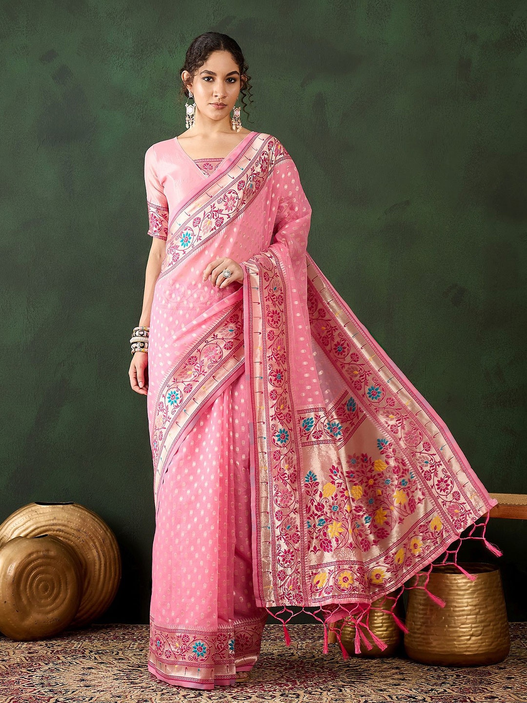 

Mitera Ethnic Motifs Woven Design Zari Saree, Pink