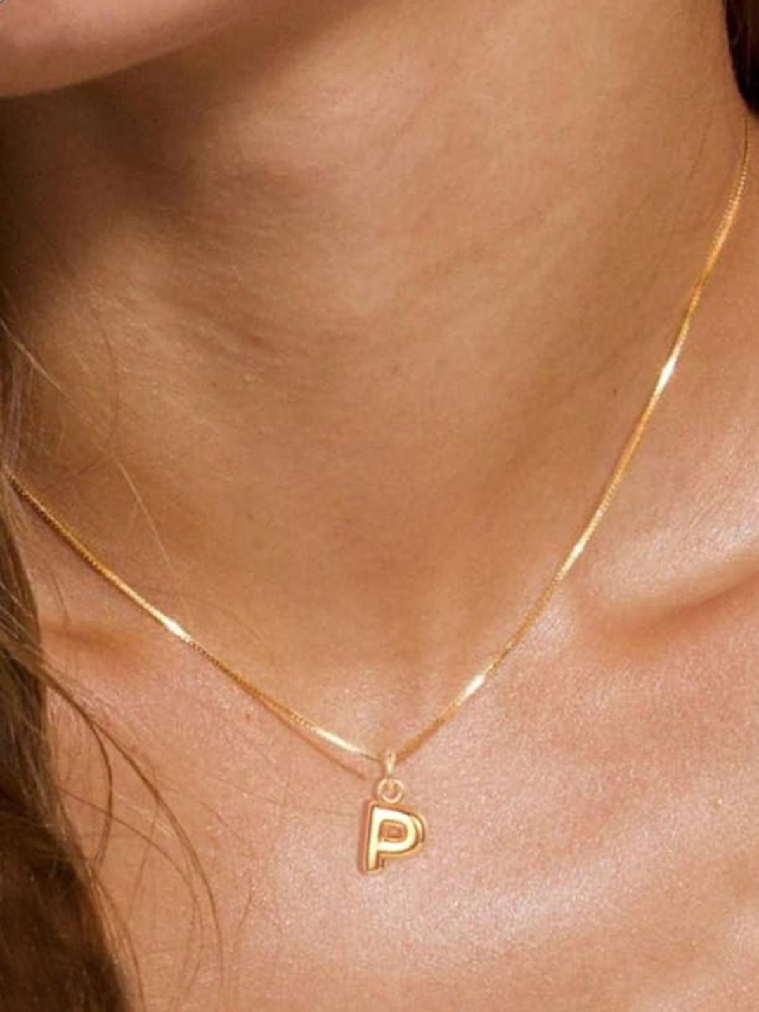 

StyleCast x Revolte Gold-Plated P-Alphabet Initial Pendant with Chain
