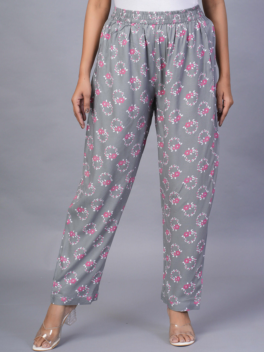 

KALINI Women Floral Printed Mid-Rise Trousers, Grey