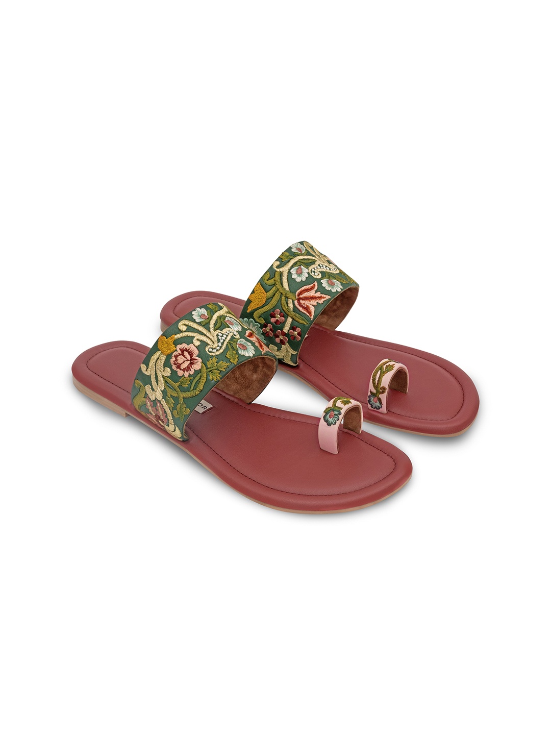 

Aprajita Toor Women Ethnic One Toe Flats, Green
