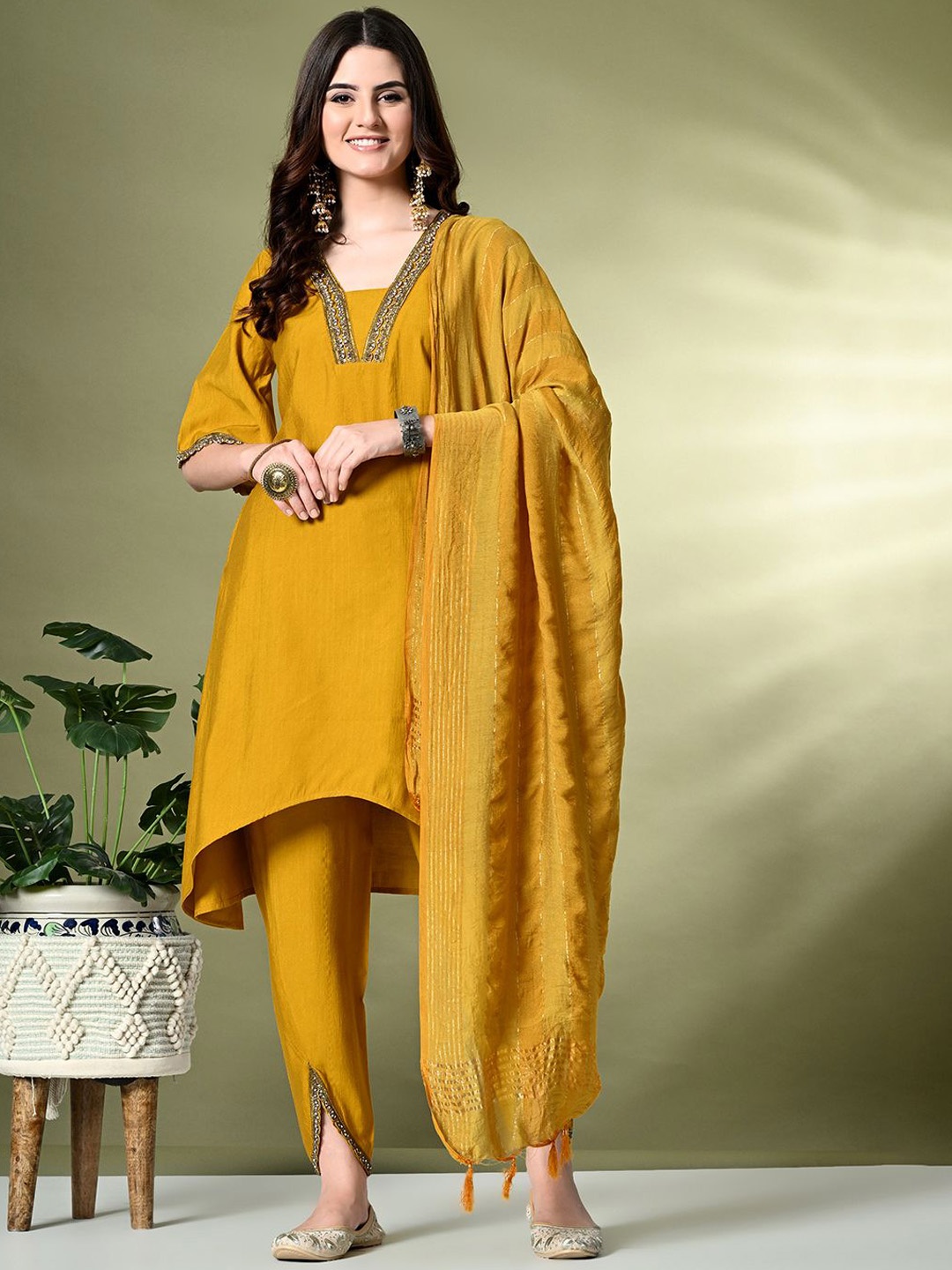 

Sangria Regular Thread Work Kurta with Dhoti Pants & Dupatta, Mustard
