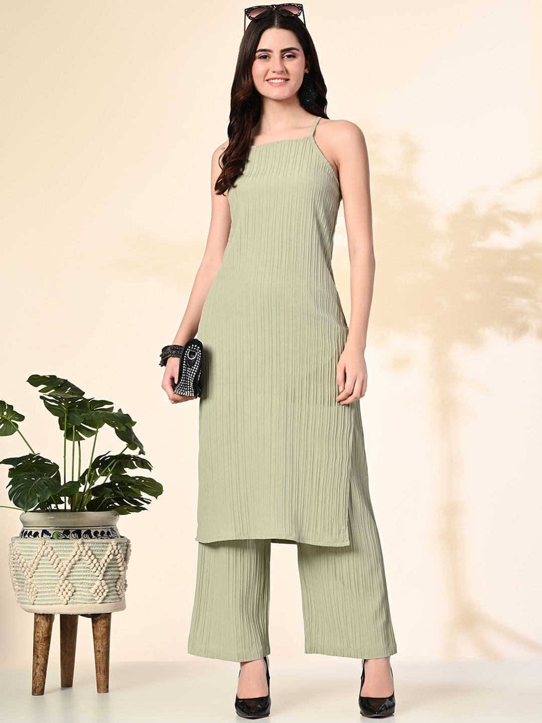 

Myshka Women Regular Kurta with Palazzos, Olive