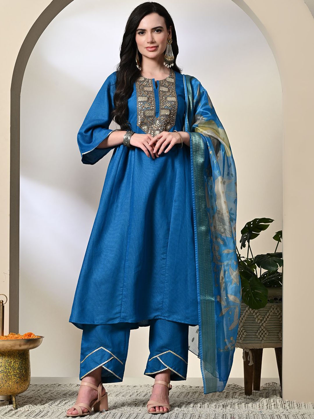 

Sangria Embroidered Regular Pure Silk Kurta with Palazzos & With Dupatta, Blue