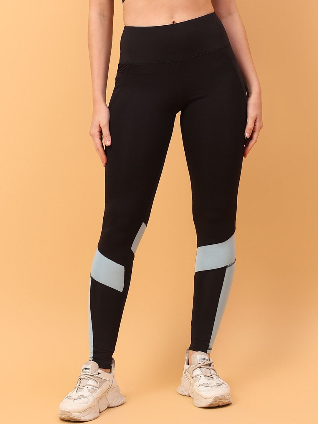 

COSVOS Colourblocked Slim Fit High Rise Gym Tights, Black