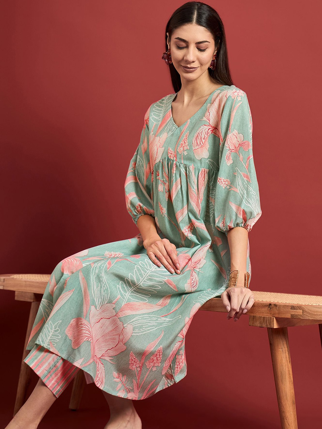 

all about you Women Floral Printed Pleated Kurta with Trousers, Green