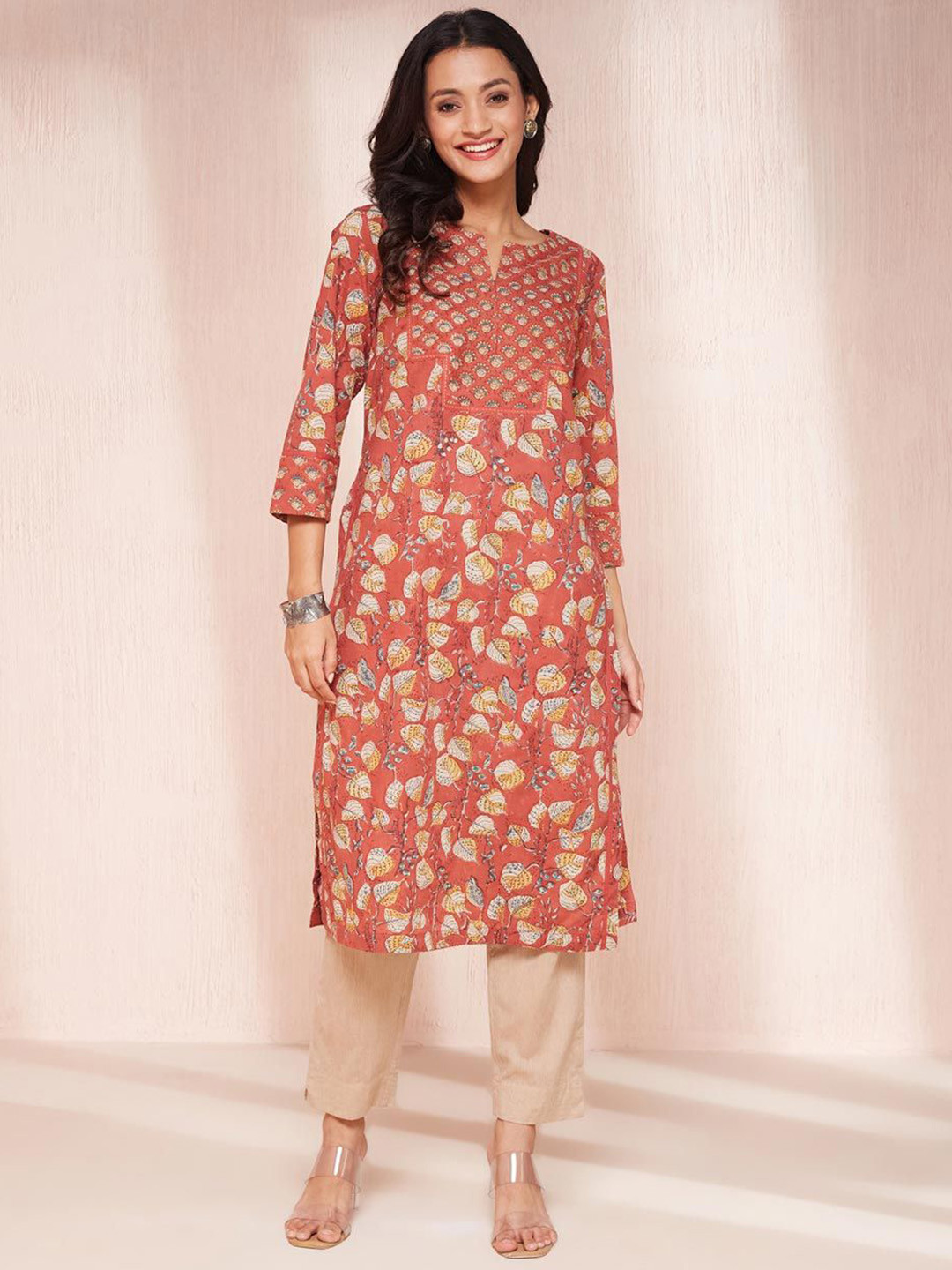 

Fabindia Women Printed Cold-Shoulder Sleeves Thread Work Kurta, Red