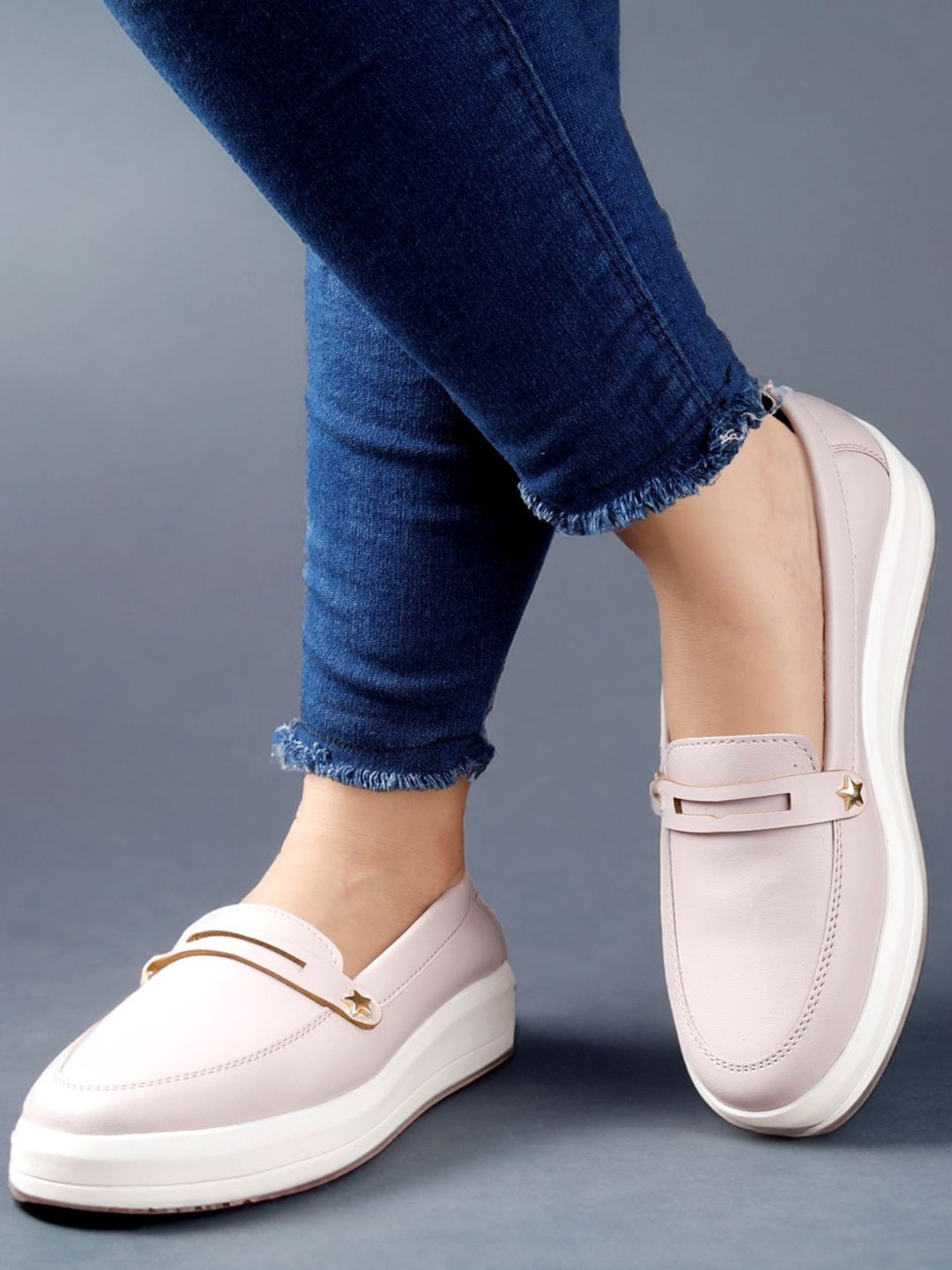 

Bxxy Women Slip-On Sneakers, Pink