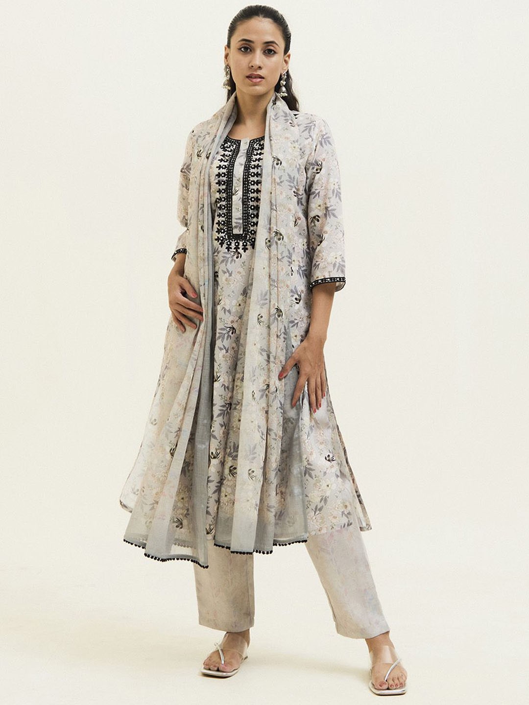 

Jaipur Kurti Floral Printed Embroidered Suit Set, Beige