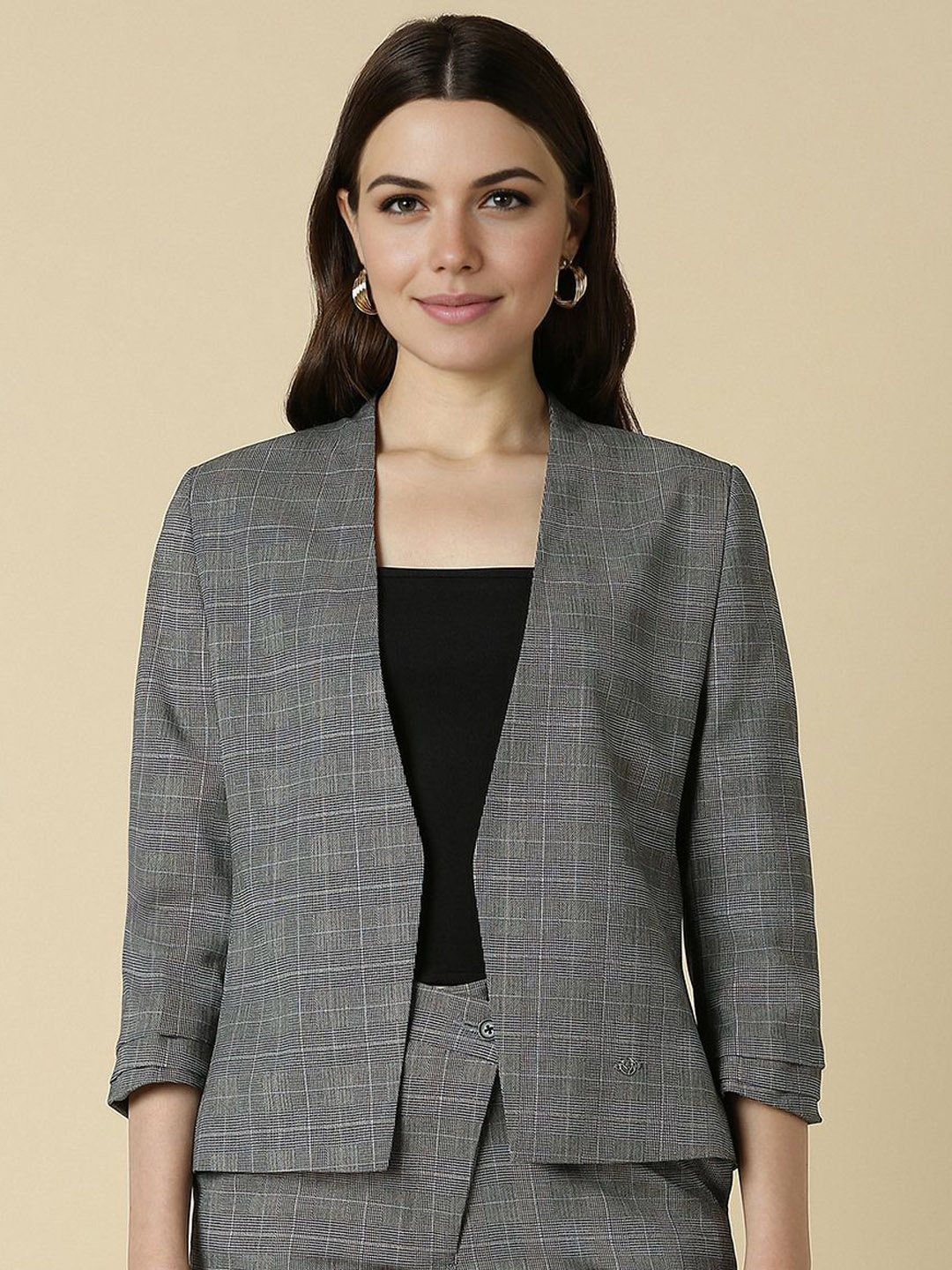 

Allen Solly Woman Checked Shawl Collar Open Front Blazer, Grey