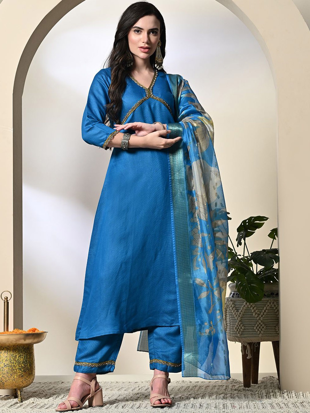 

Myshka V-Neck Empire Pure Silk Straight Kurta With Palazzos & Dupatta, Blue