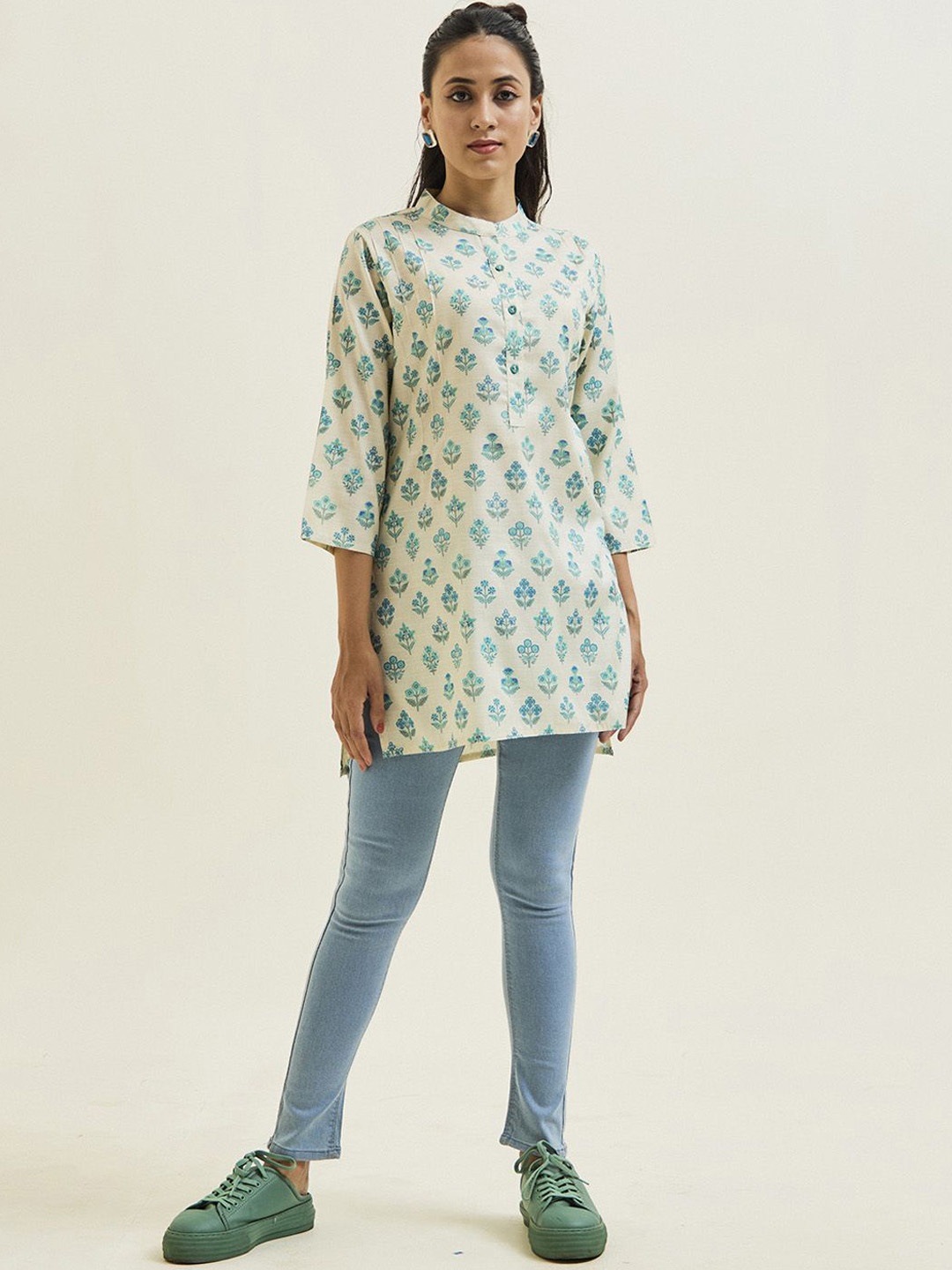 

Jaipur Kurti Ethnic Printed Short Kurta, Blue