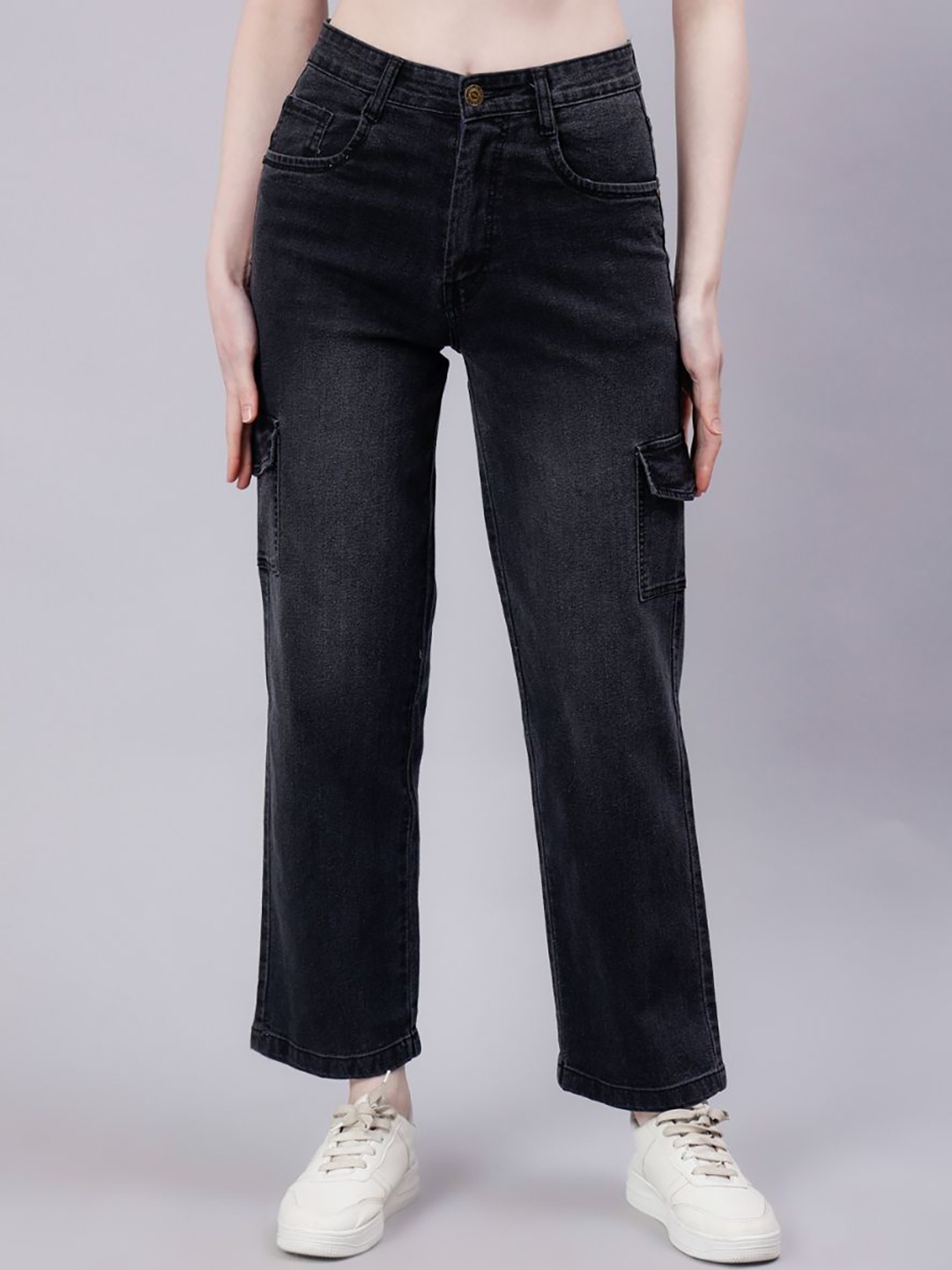 

zayla Women Comfort Flared High-Rise Light Fade Stretchable Jeans, Grey