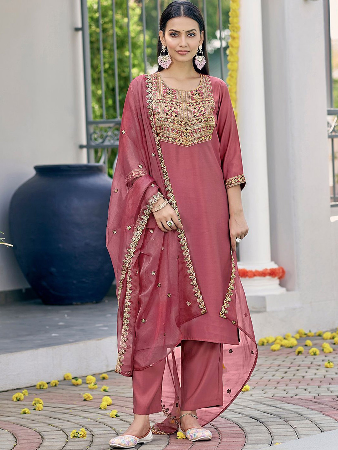 

SKYLEE Pink & Gold Toned Ethnic Motifs Embroidered Straight Kurta & Trousers With Dupatta