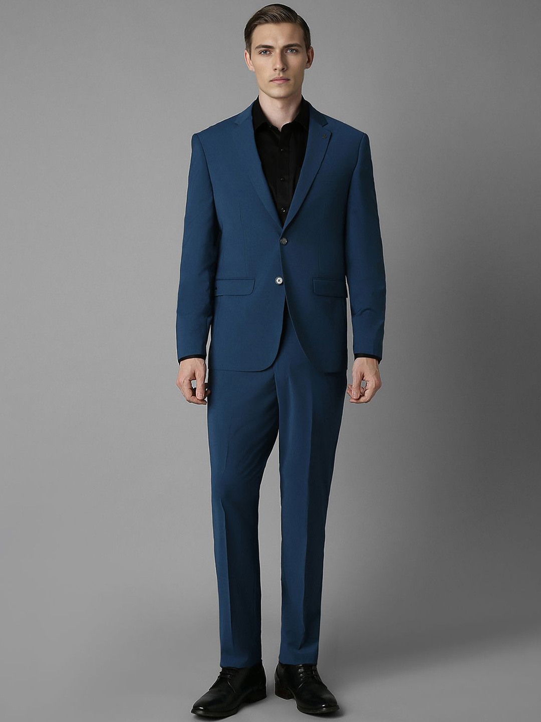 

Louis Philippe Men Single-Breasted Slim-Fit 2-Piece Men Formal Suit, Blue