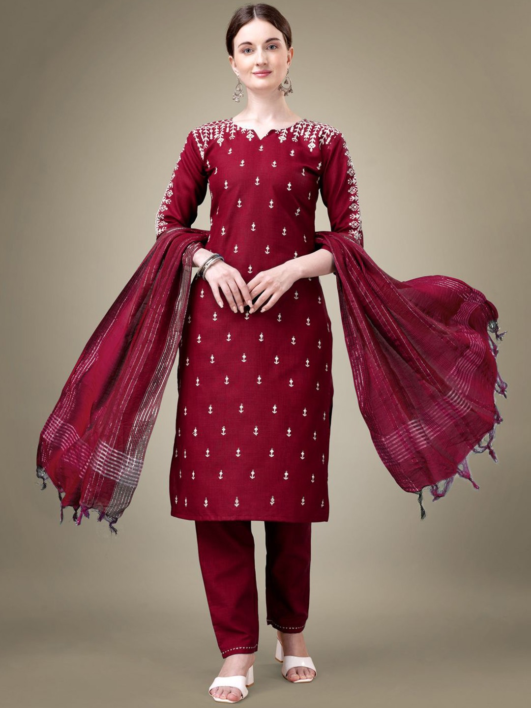 

Rujave Women Ethnic Motifs Embroidered Regular Thread Work Kurta with Trousers & With Dupatta, Maroon