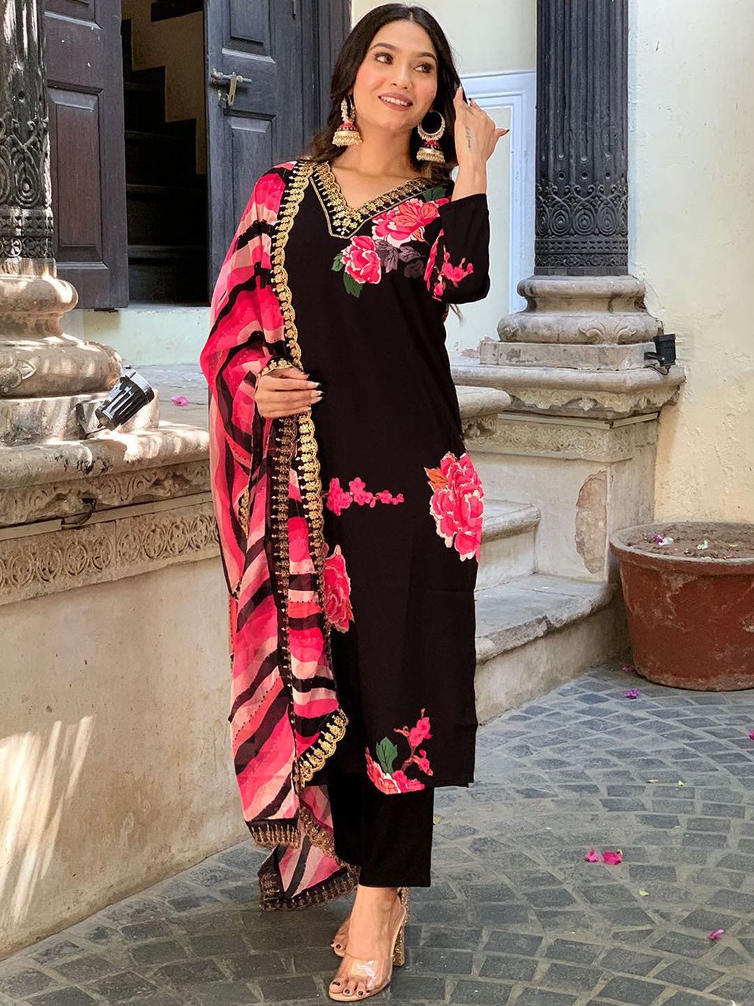 

S.K.C Floral Printed Sequinned Kurta with Trousers & Dupatta, Black