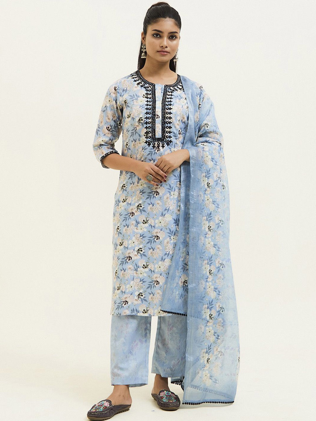 

Jaipur Kurti Floral Printed Embroidered Suit Set, Blue