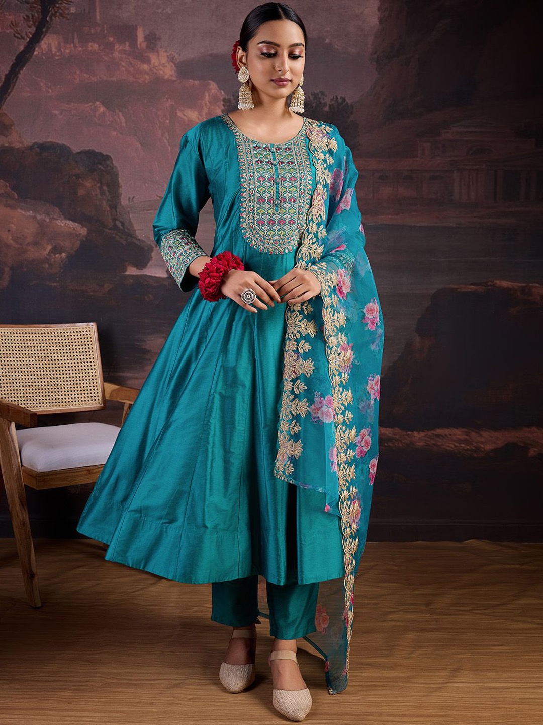 

House of Pataudi Floral Embroidered Anarkali Kurta With Trouser & Dupatta, Sea green