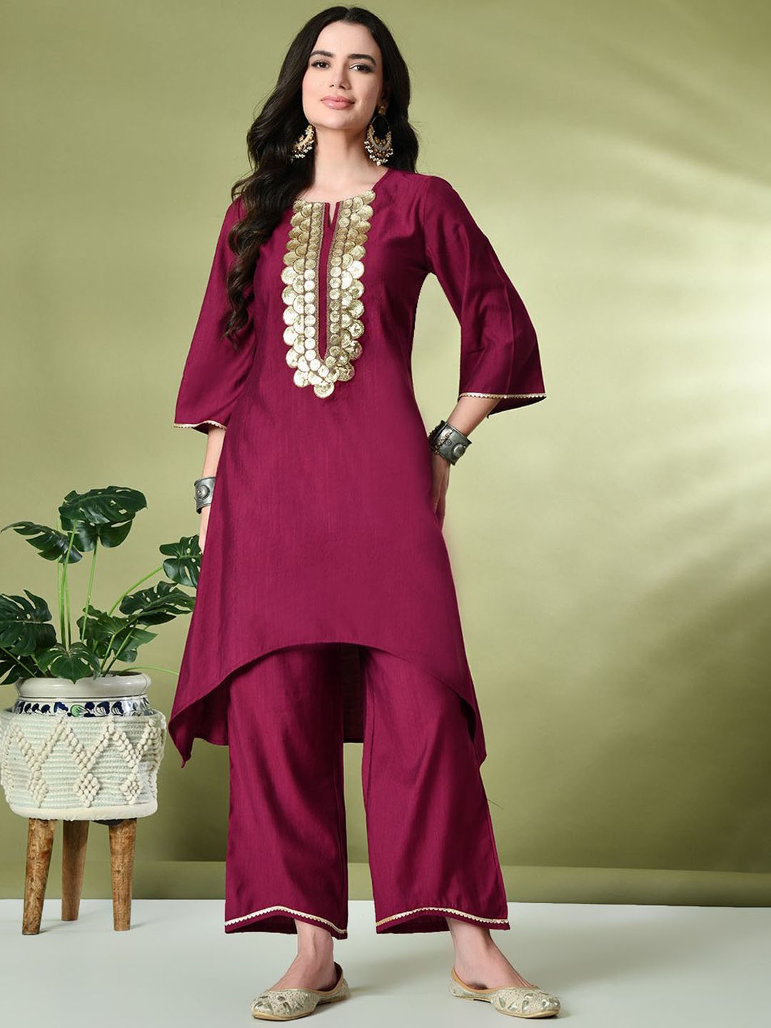 

Sangria Ethnic Motifs Yoke Design Sequinned A-Line Kurta With Palazzos, Magenta