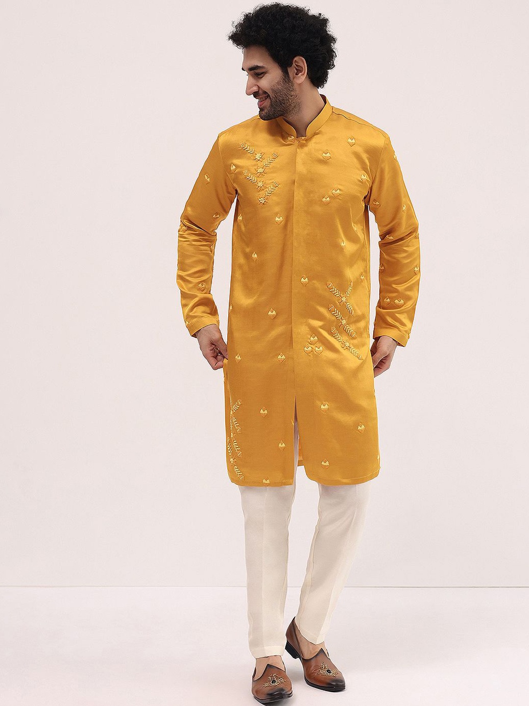 

KALKI Fashion Men Floral Embroidered Regular Thread Work Kurta with Trousers, Yellow