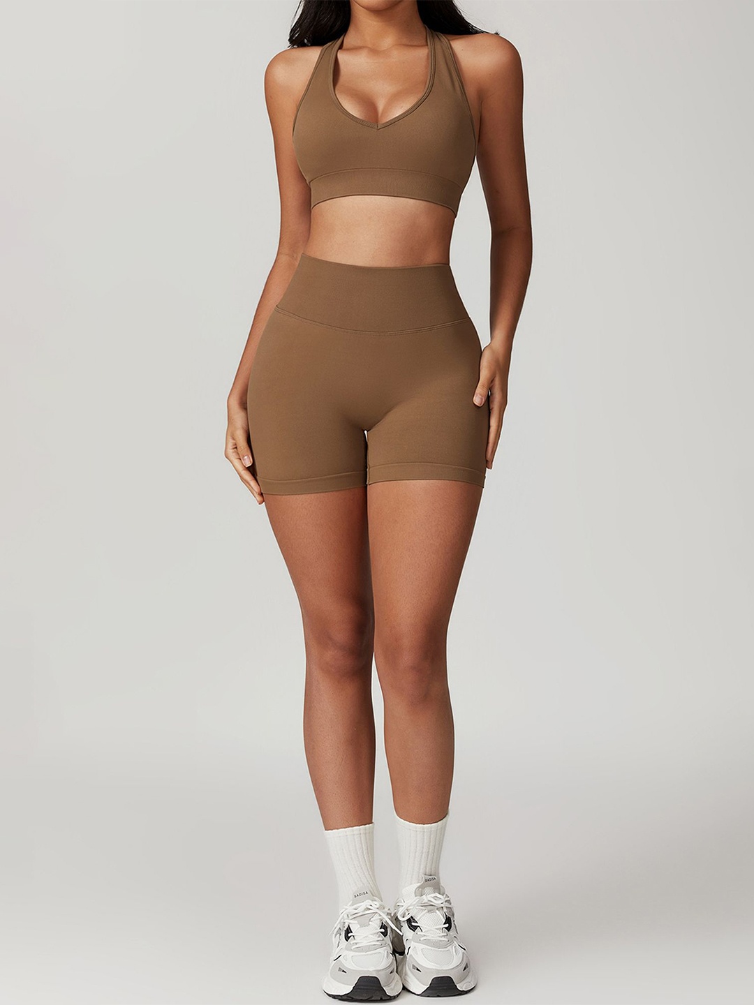 

LULU & SKY Styled Back Top, Brown
