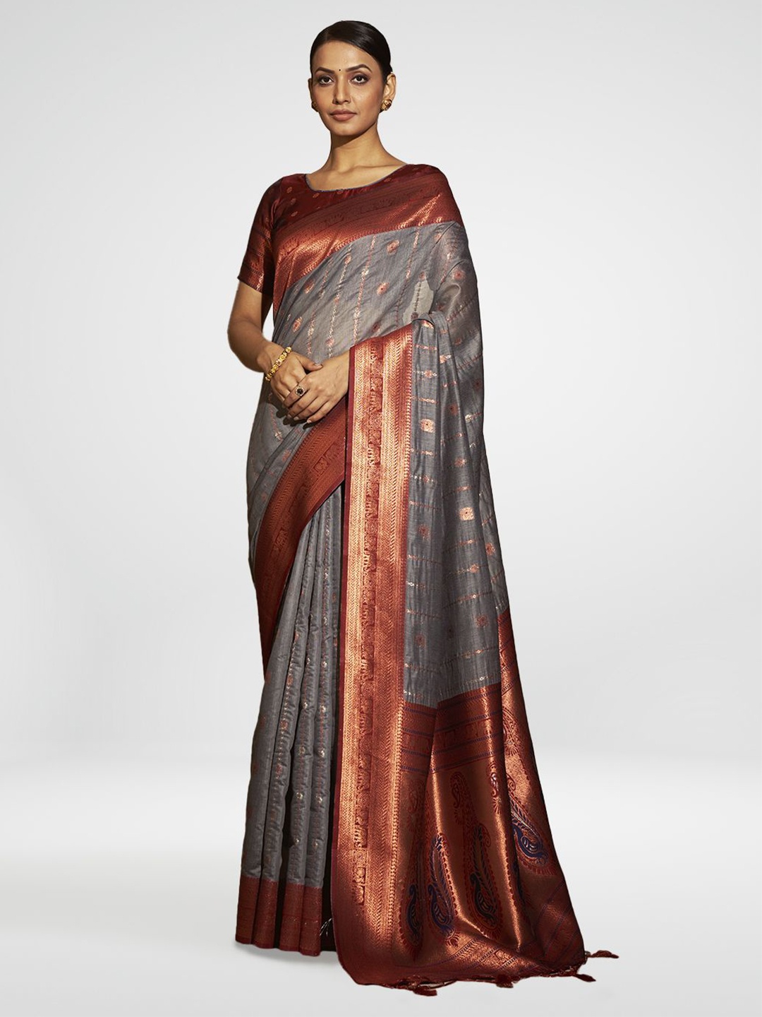 

Aura Ethnic Motifs Zari Pure Cotton Saree, Grey