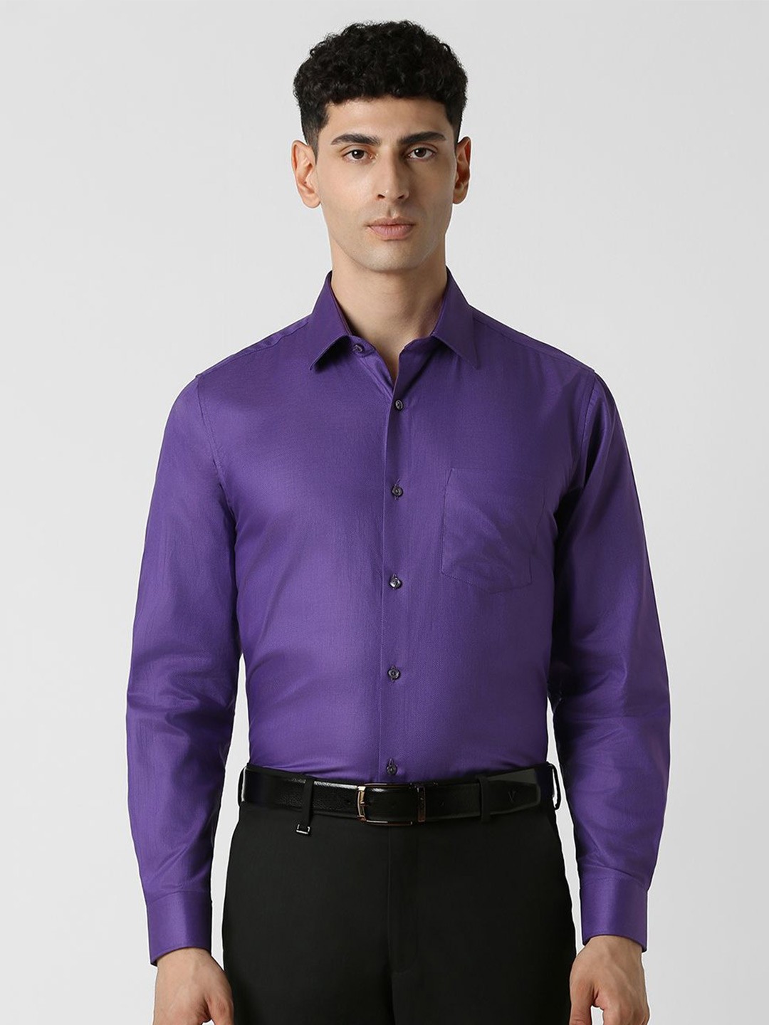 

Van Heusen Men Opaque Party Shirt, Purple