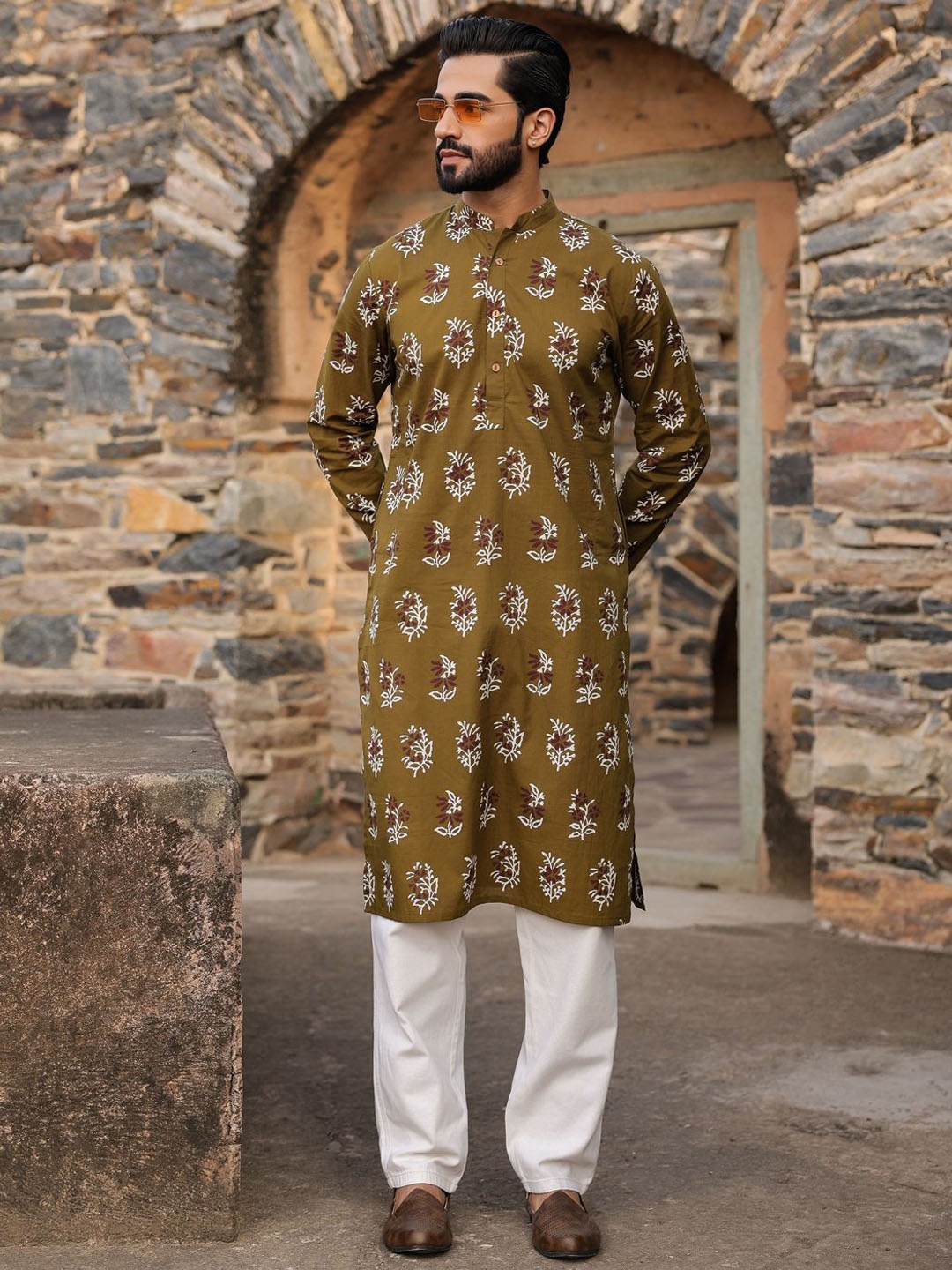 

SAY Men Printed Summer Sheers Kurta, Olive