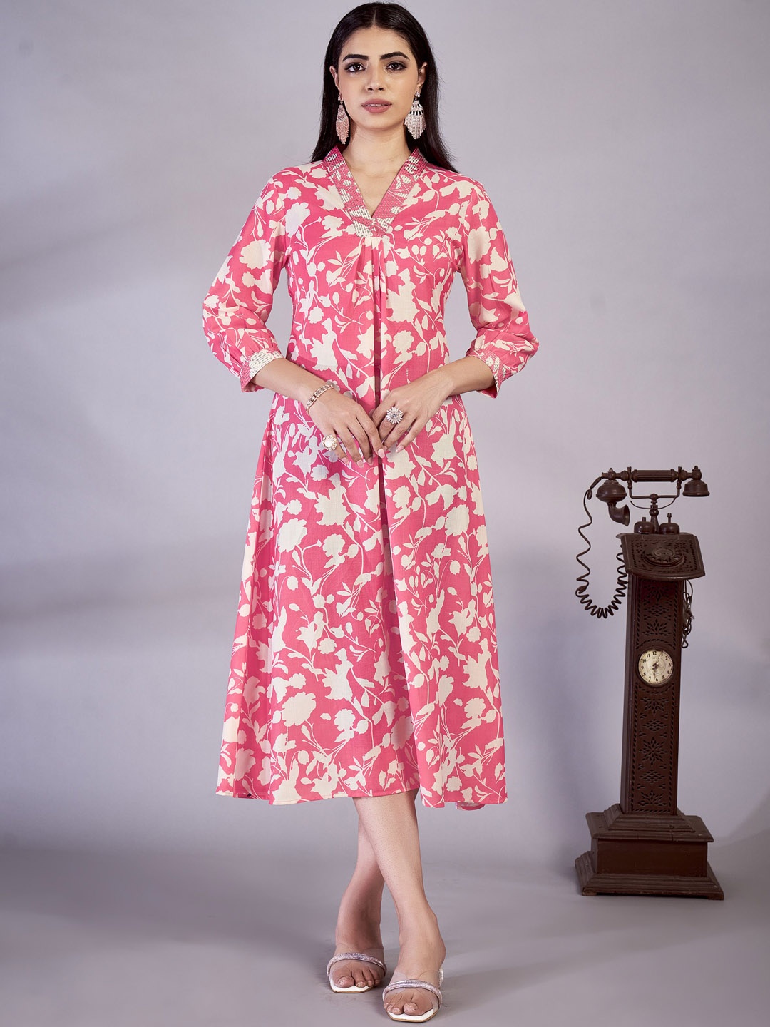 

IWUMAN Floral Printed V Neck Fit and Flare Ethnic Dress, Pink