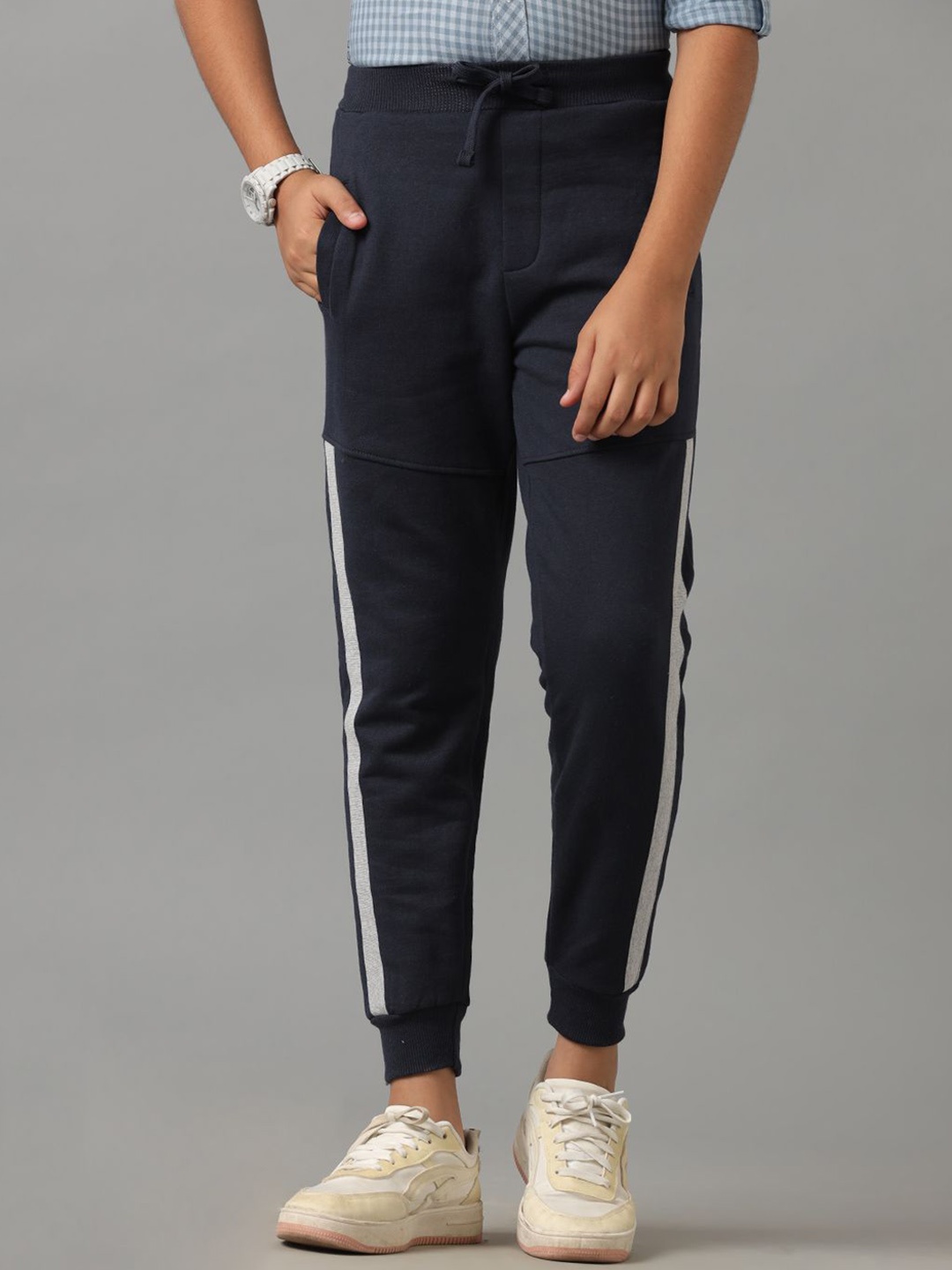 

UNDER FOURTEEN ONLY Boys Mid-Rise Joggers Trousers, Navy blue