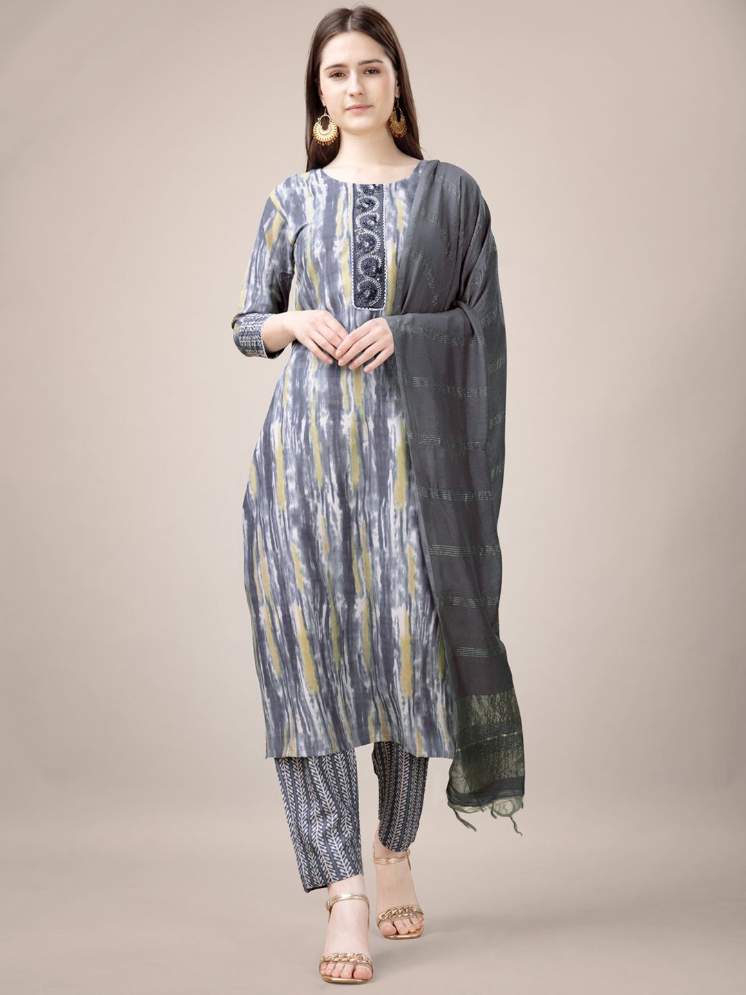 

Rujave Women Embroidered Regular Sequinned Kurta with Trousers & With Dupatta, Grey