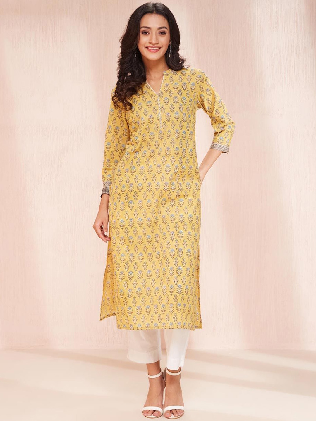 

Fabindia Women Printed Thread Work Kurta, Yellow