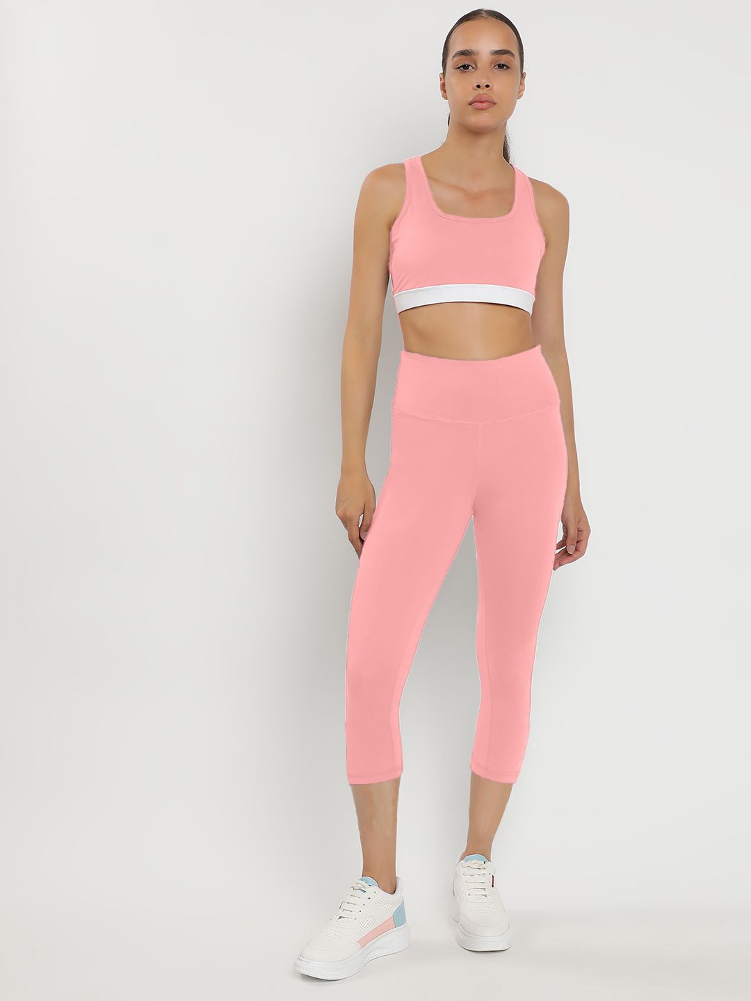 

Wearjukebox Sports Bra With Leggings Co-Ords, Peach