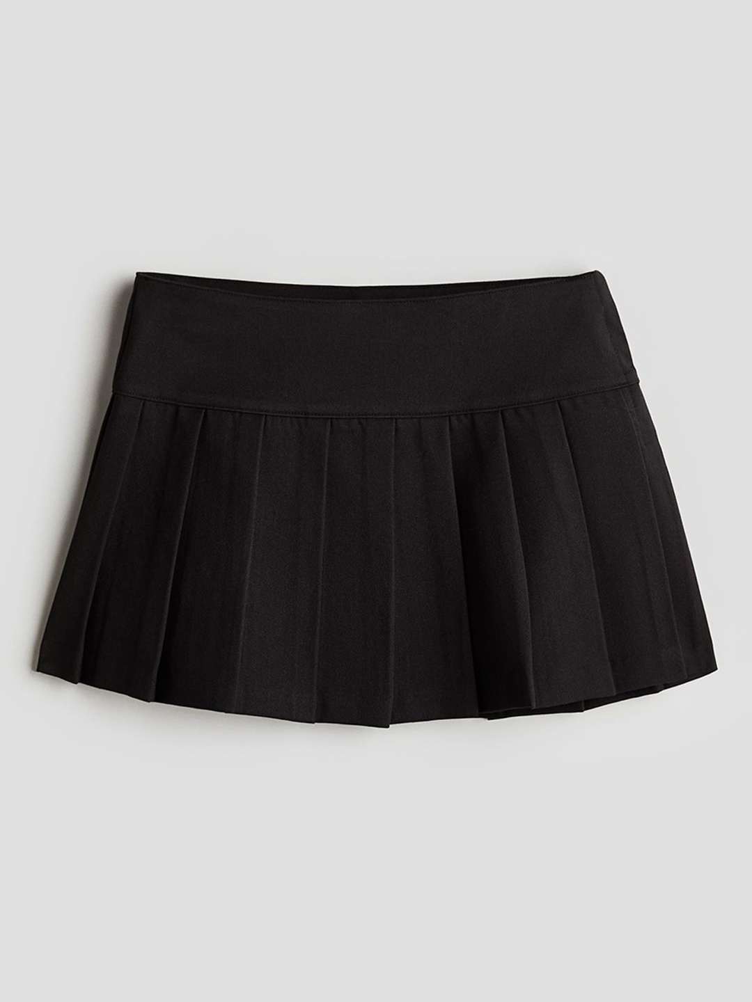 

H&M Girls Pleated Twill Skirts, Black
