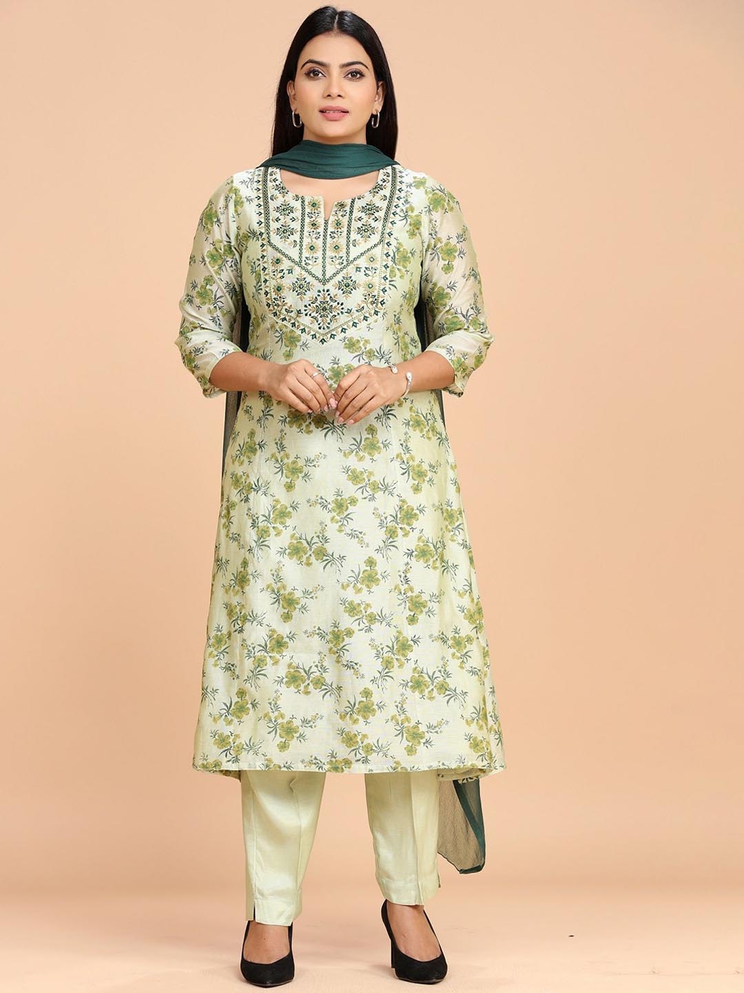

COTTON CULTURE Women Floral Embroidered Regular Chanderi Cotton Kurta with Churidar & With Dupatta, Green