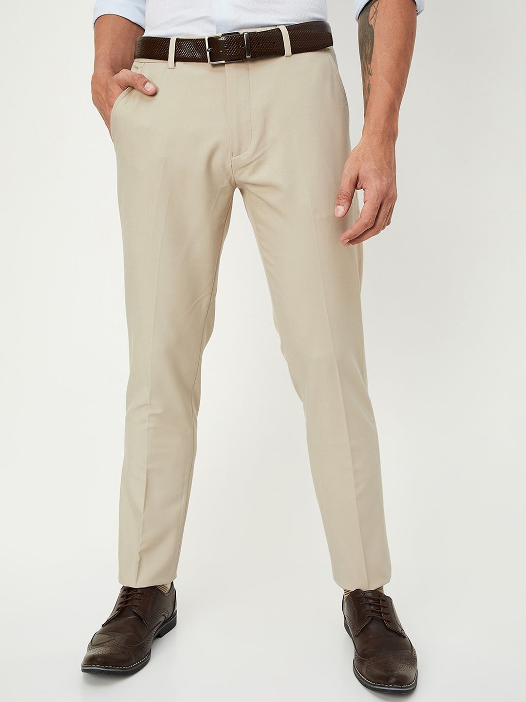

max Men Regular Fit Mid-Rise Flat-Front Trousers, Beige