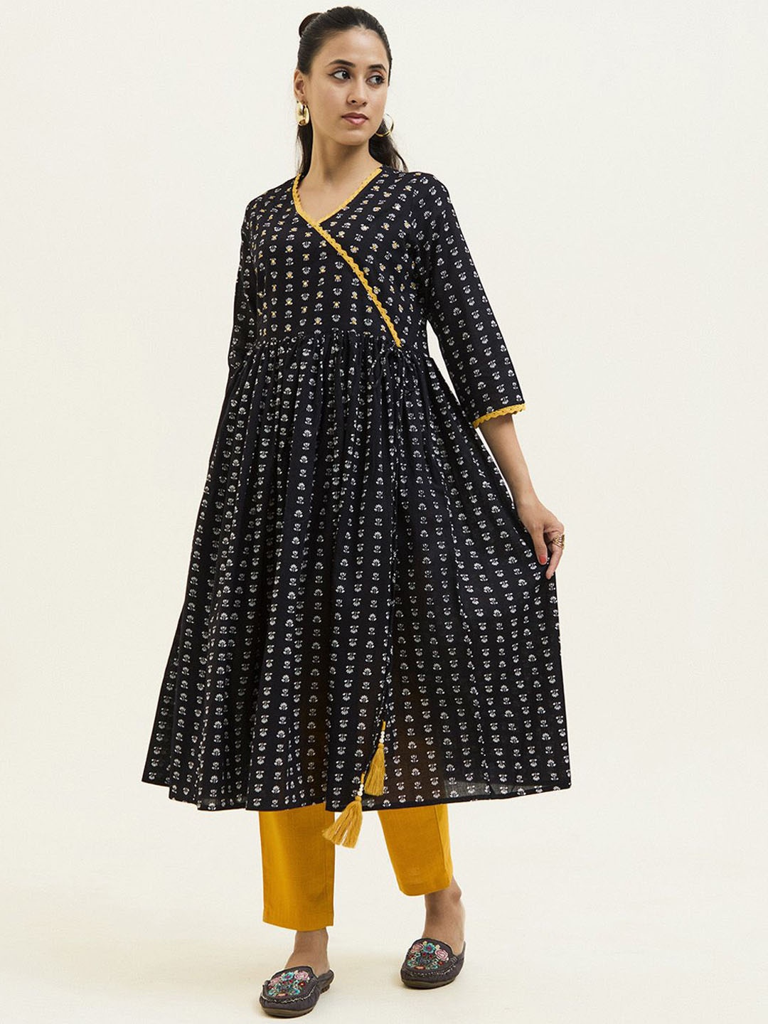 

Jaipur Kurti Handblock Printed Gathered Kurta, Black