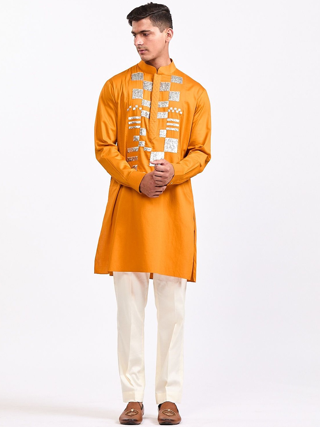 

Agrajain Men Floral Embroidered Regular Sequinned Kurta with Trousers, Mustard