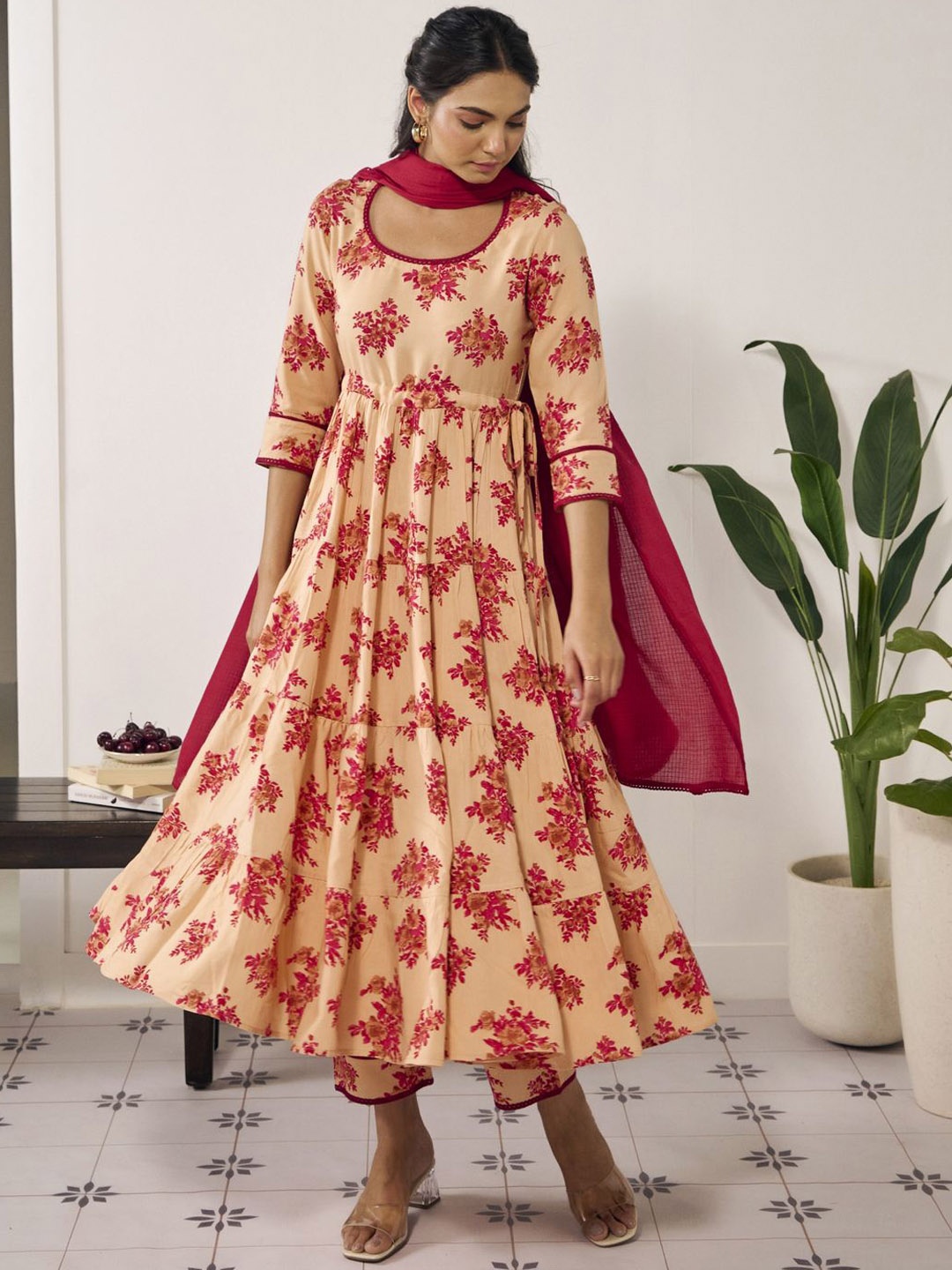 

anayna Floral Printed Pure Cotton Anarkali Kurta with Trousers & Dupatta, Red