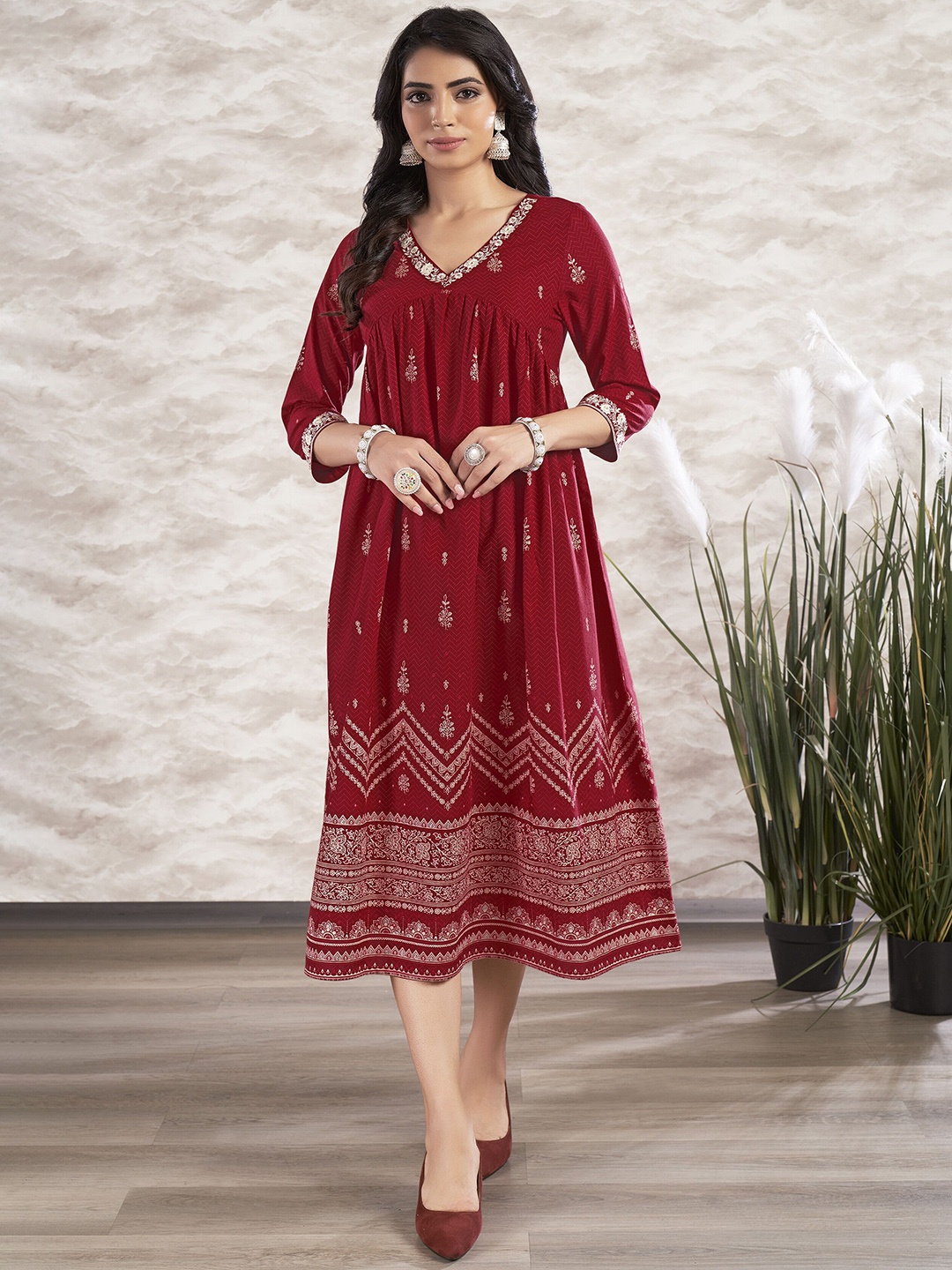 

IWUMAN Women Ethnic Motifs Printed Thread Work Anarkali Kurta, Maroon