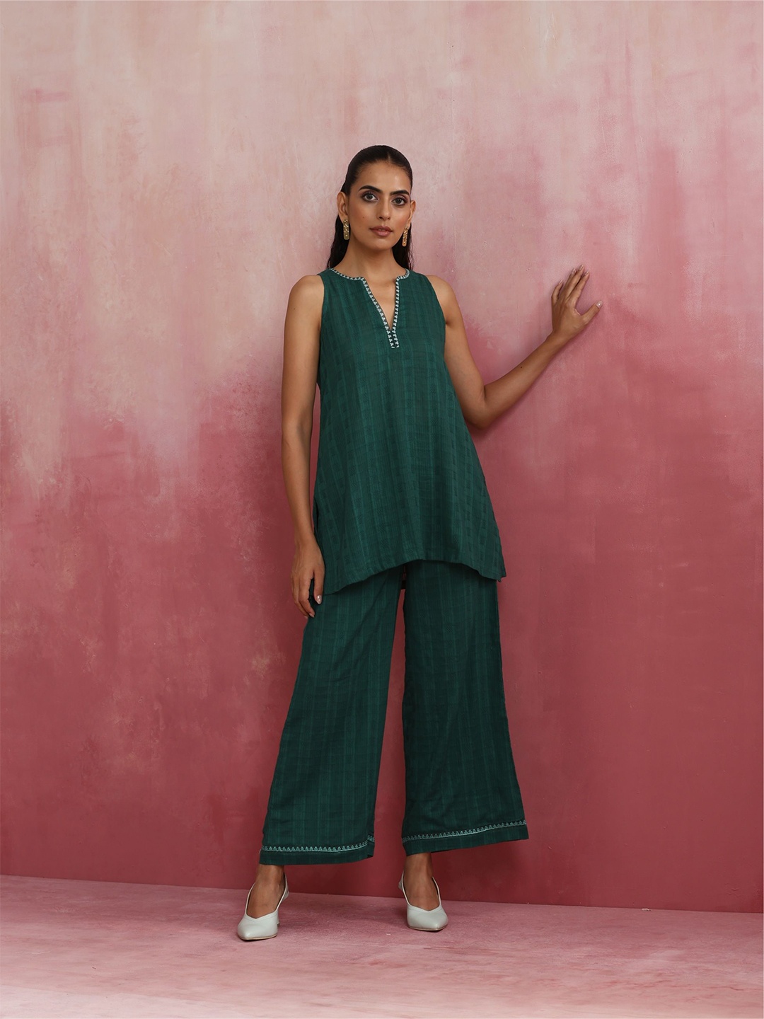 

trueBrowns Embroidered Top With Trousers Co-Ords, Green