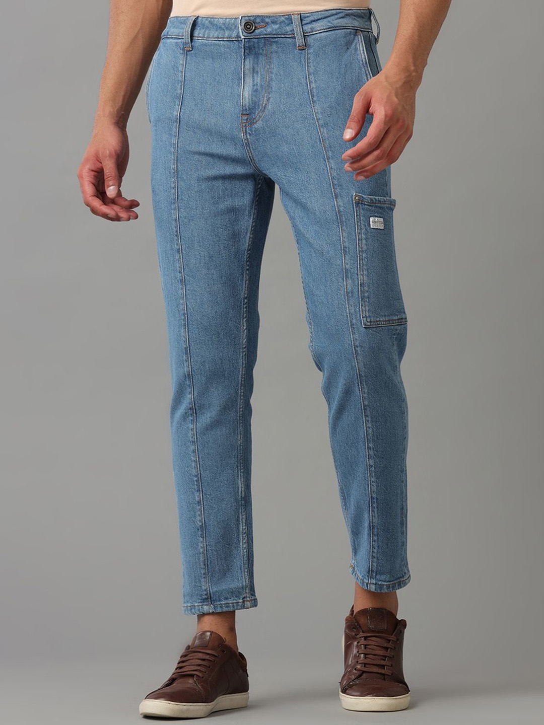 

Voi Jeans Men Comfort Relaxed Fit Low Distress Stretchable Jeans, Blue