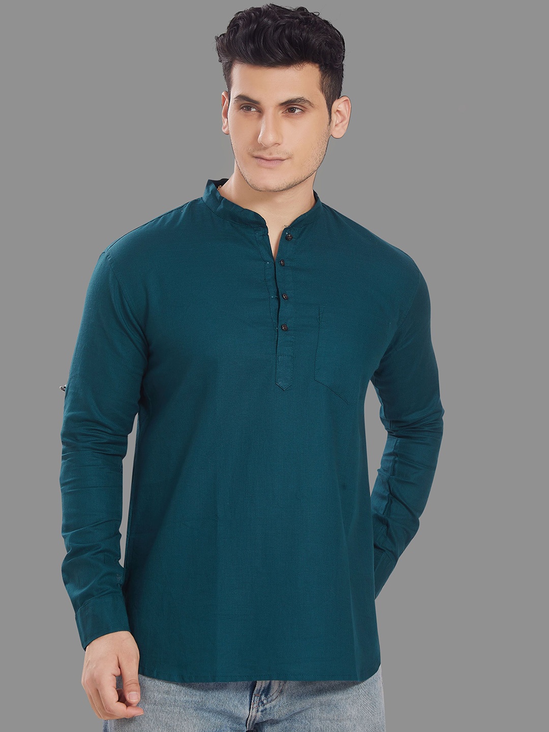 

Rani Saahiba Men Thread Work Kurta, Teal