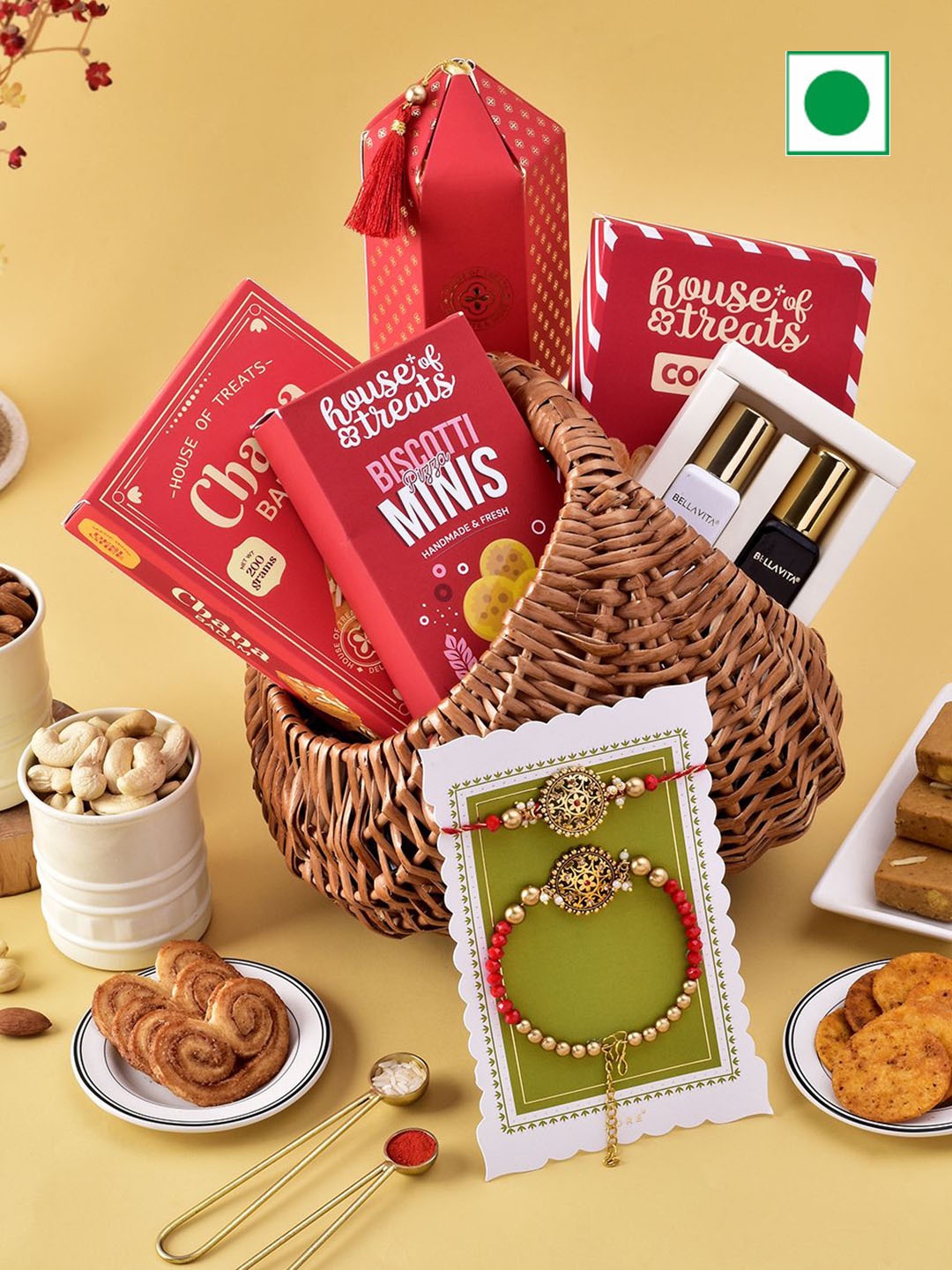 

Hyperfoods Rakhi With Sweets & Dry Fruits Gift, Red